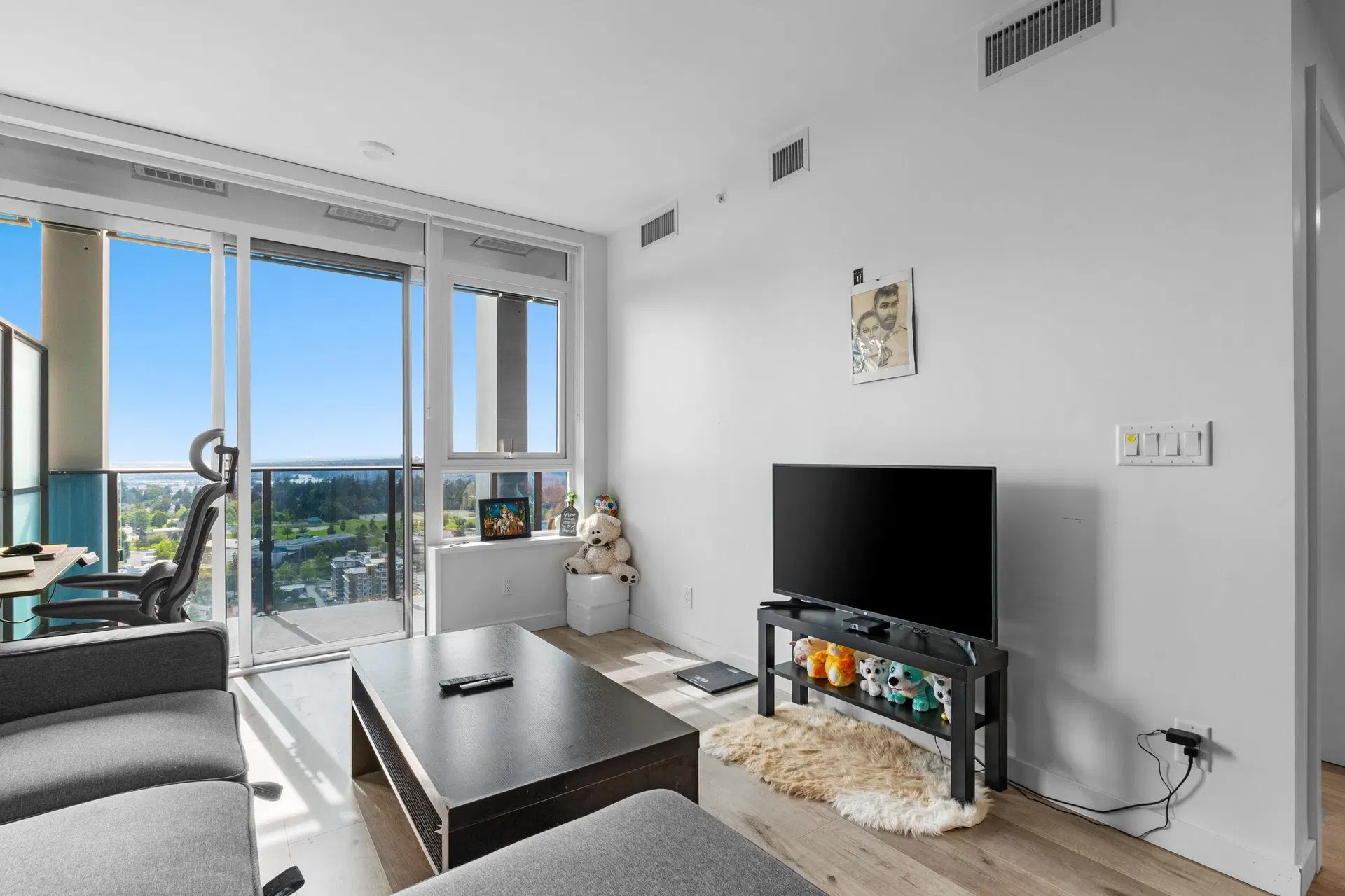Photo 4 of 37 at #3012 – 10448 University Drive