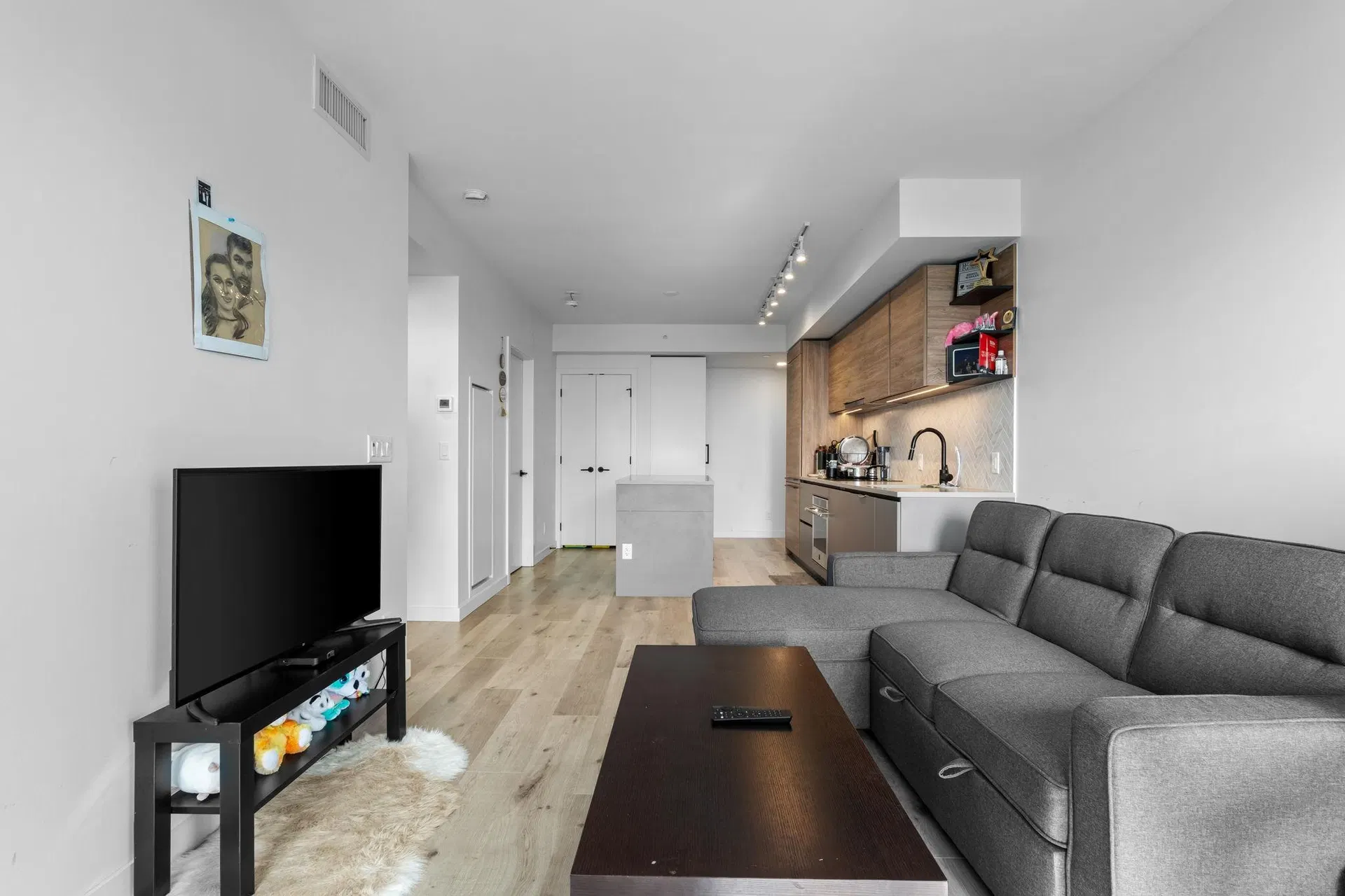 Photo 5 of 37 at #3012 – 10448 University Drive
