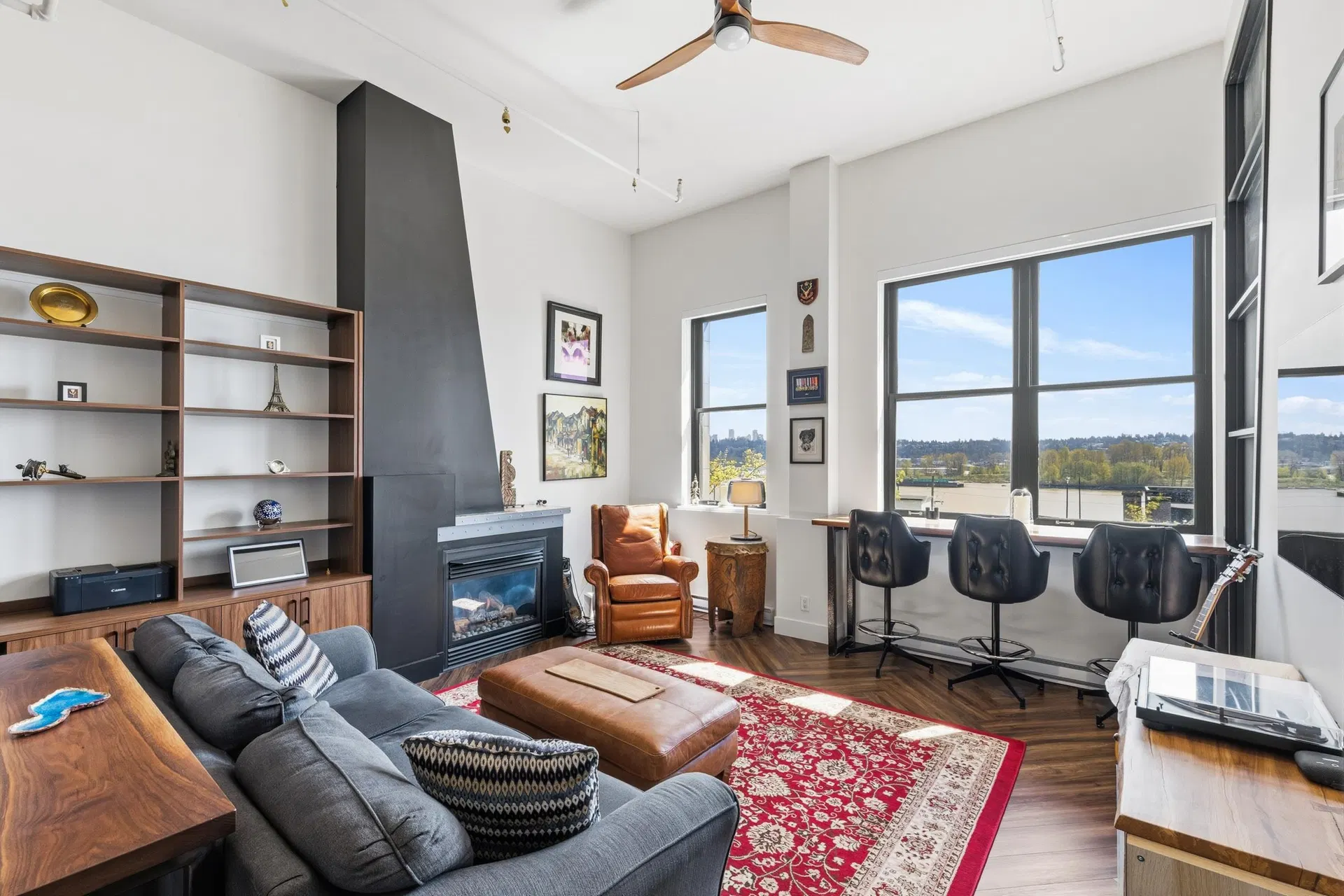 Photo 5 of 31 at #414 – 549 Columbia Street