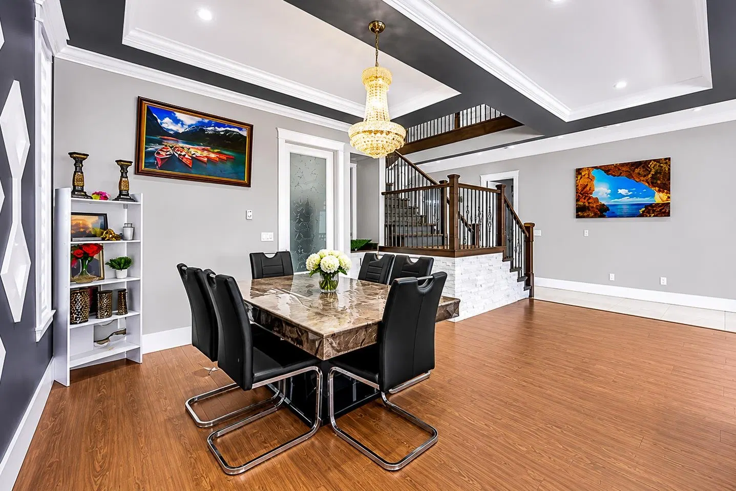Photo 5 of 11 at 6560 124 Street