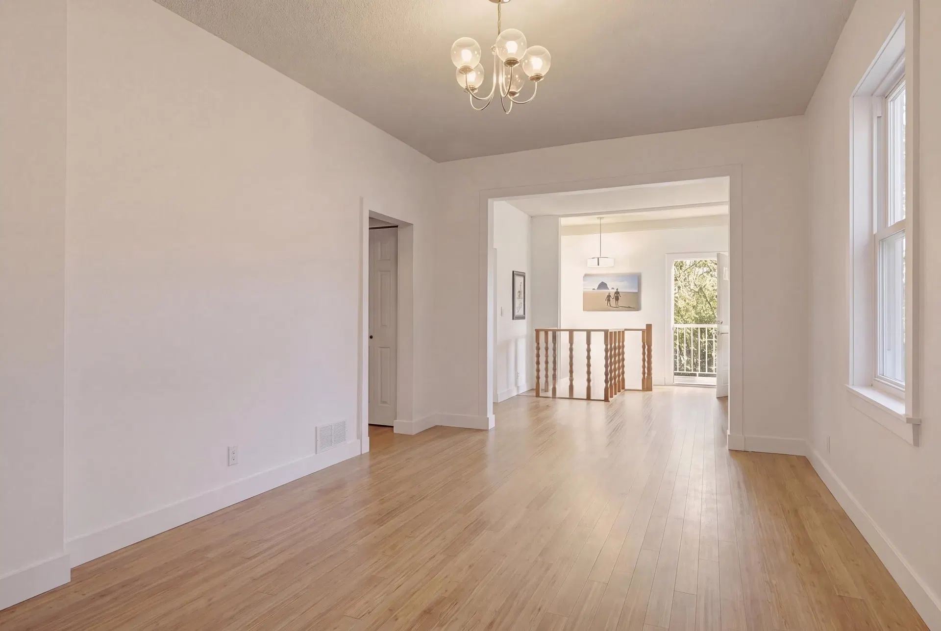 Photo 4 of 26 at 441 E 28th Avenue