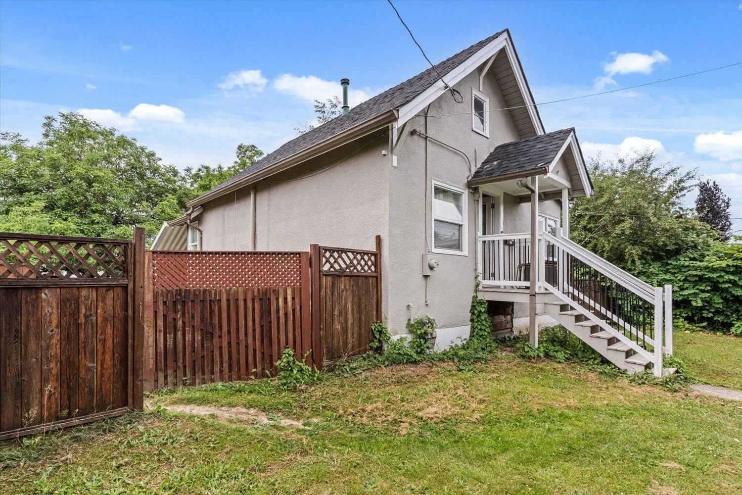 Photo 4 of 40 at 46028 King Avenue
