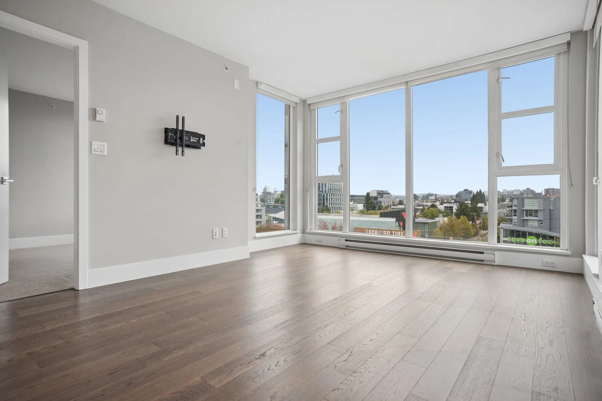Photo 3 of 20 at #906 – 538 W 7th Avenue