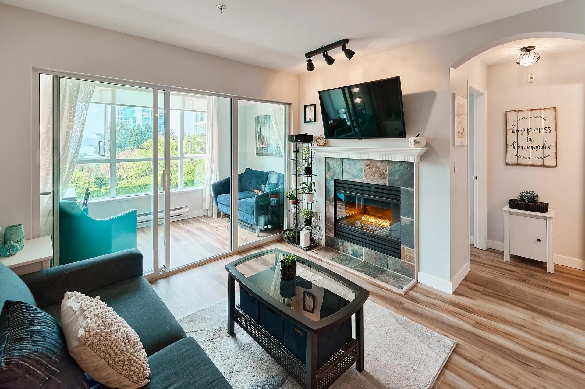 #305 – 155 3rd Street