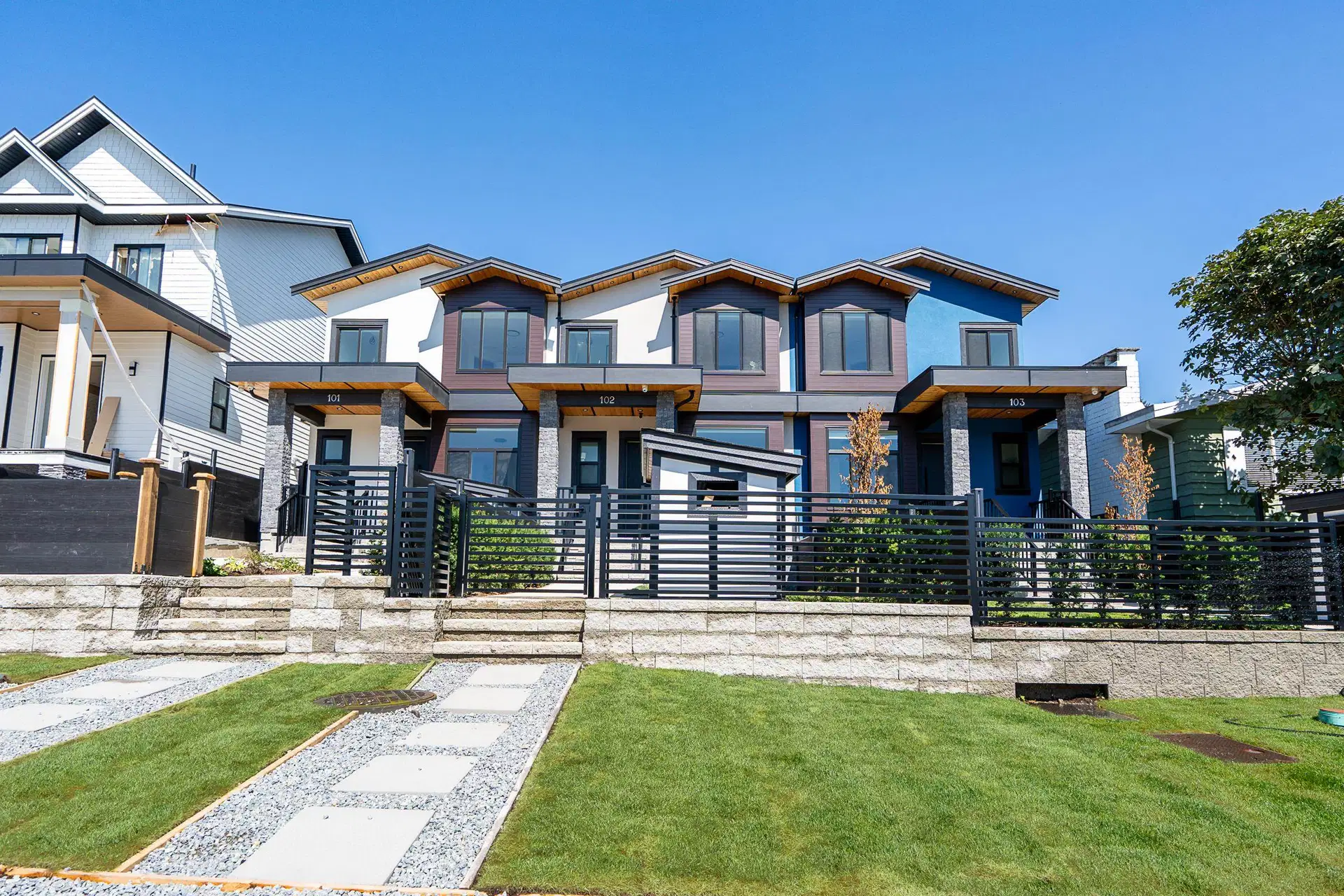 #101 – 1149 Dansey Avenue