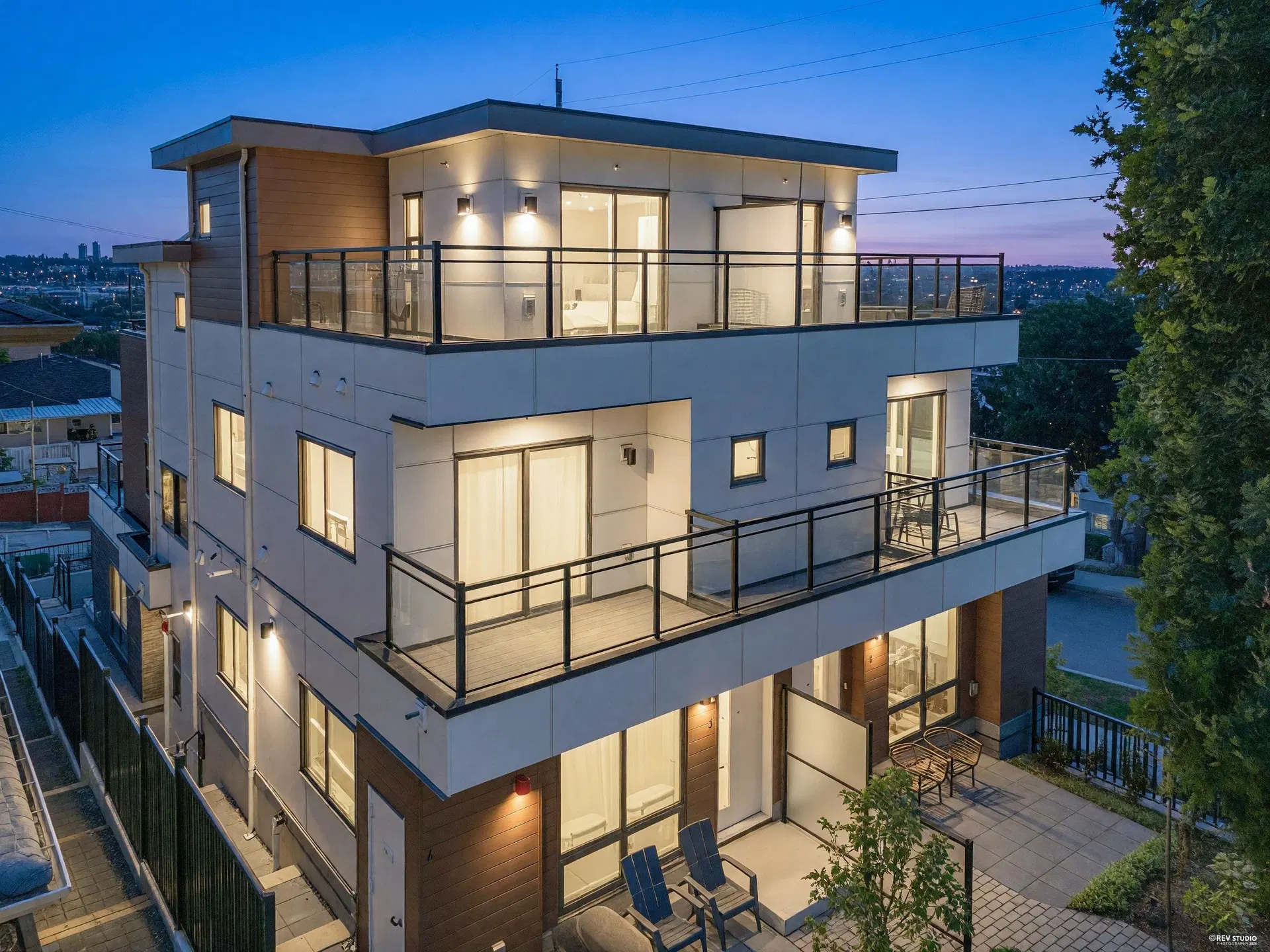 Photo 1 of 33 at #4 – 3800 Pender Street