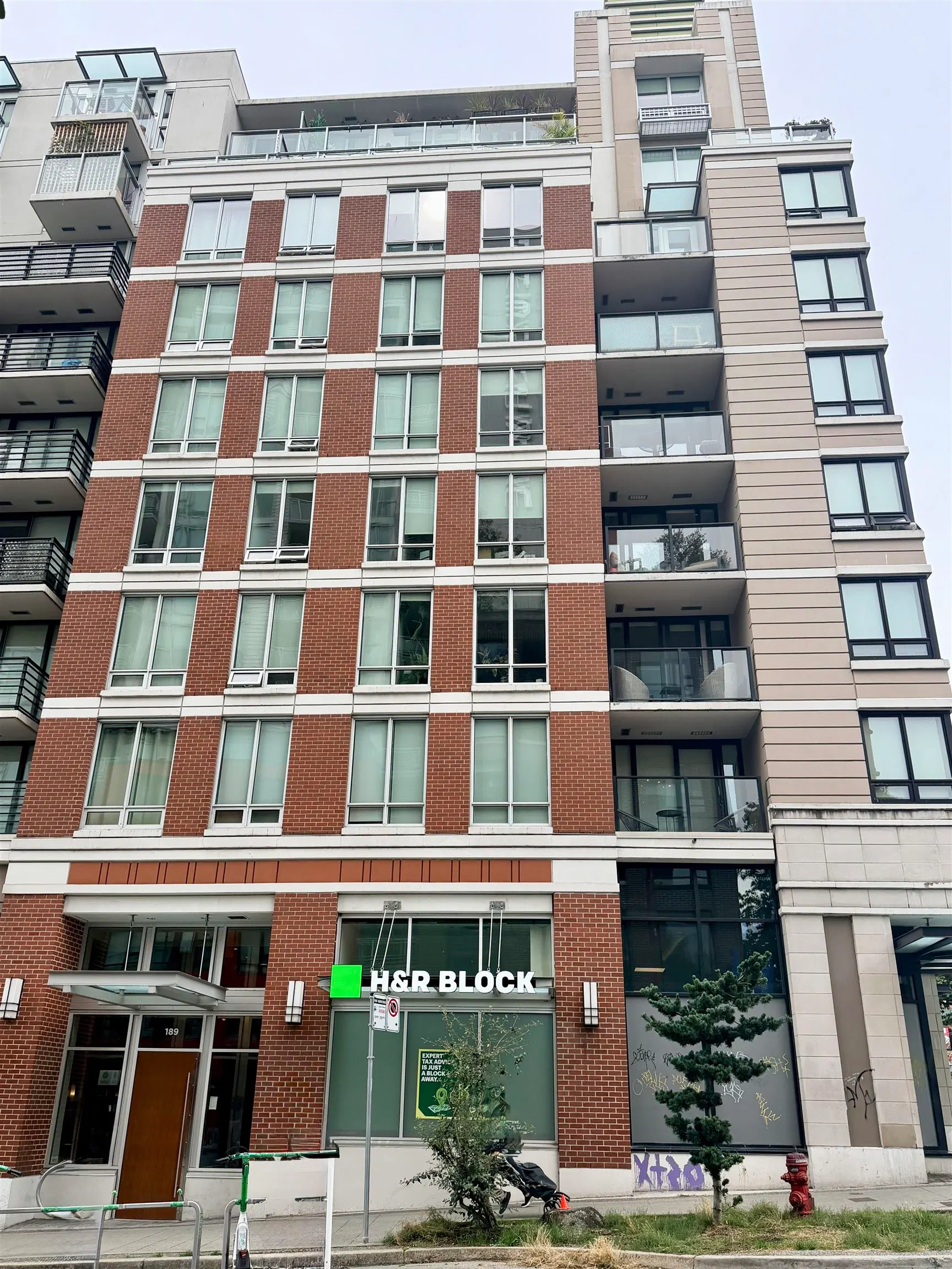 Photo 2 of 33 at #309 – 189 Keefer Street