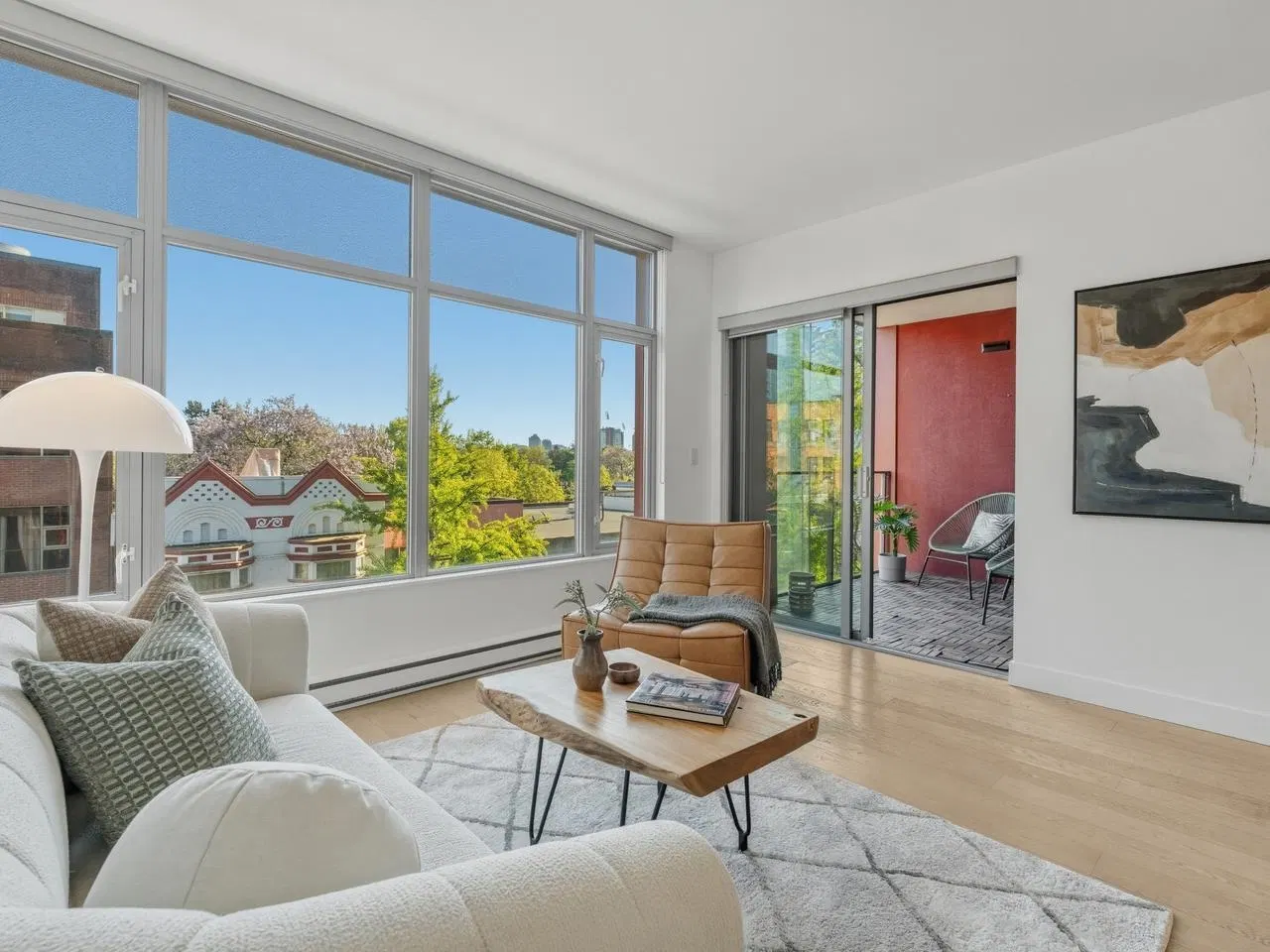 Photo 1 of 36 at #403 – 71 E Pender Street