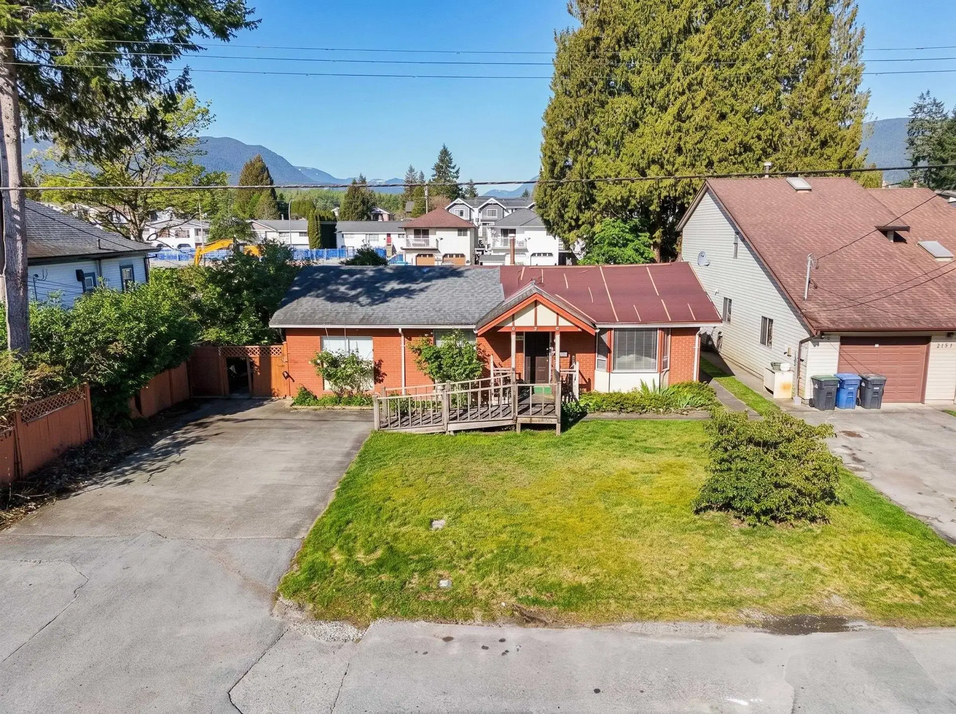 2149 Grant Avenue