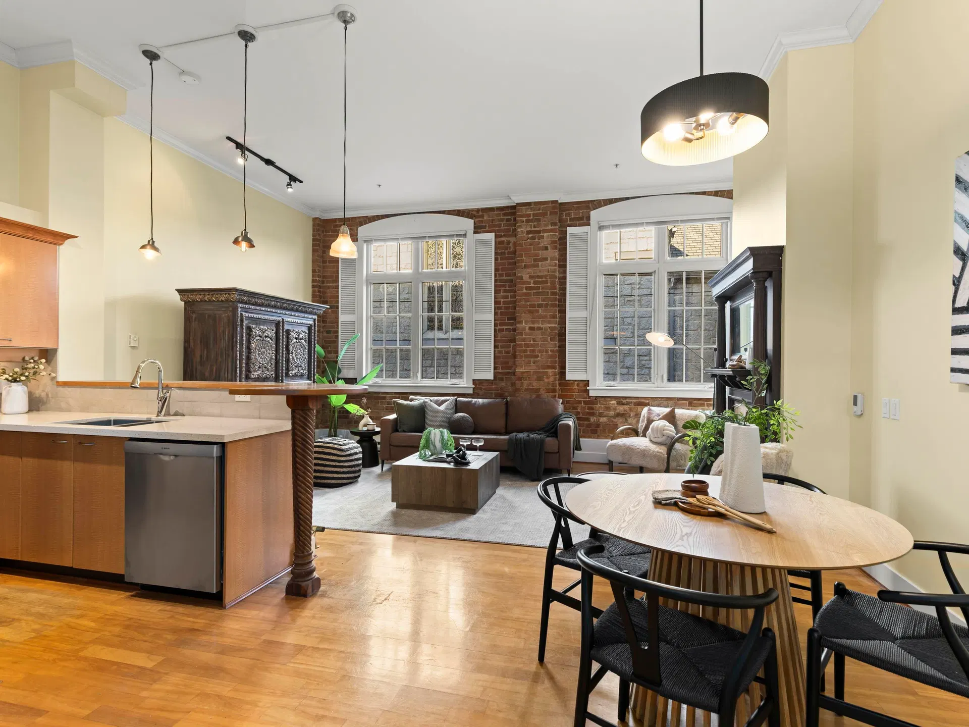Photo 3 of 40 at #105 – 1811 W 16th Avenue