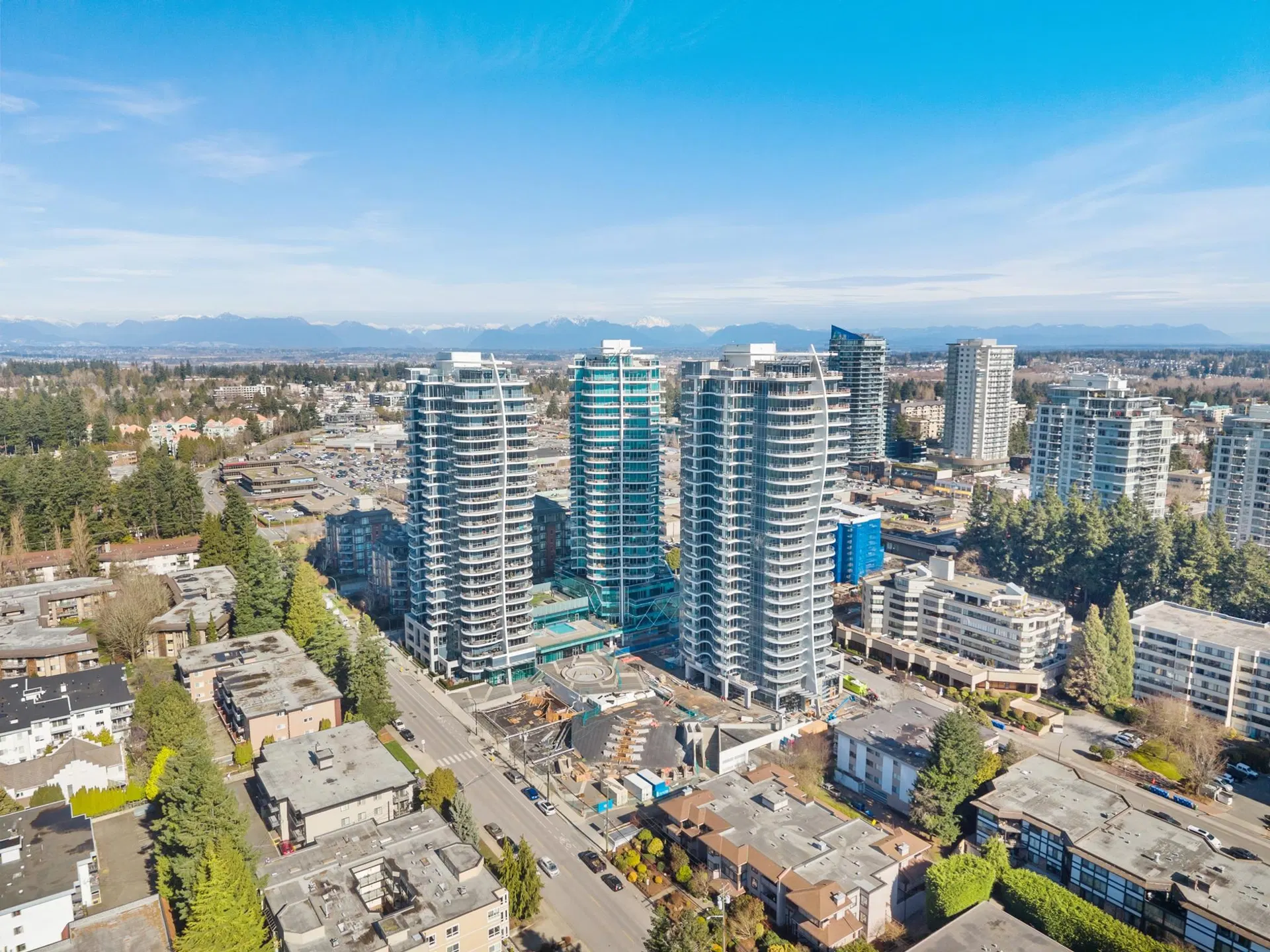 Photo 1 of 38 at #1504 – 1500 Martin Street