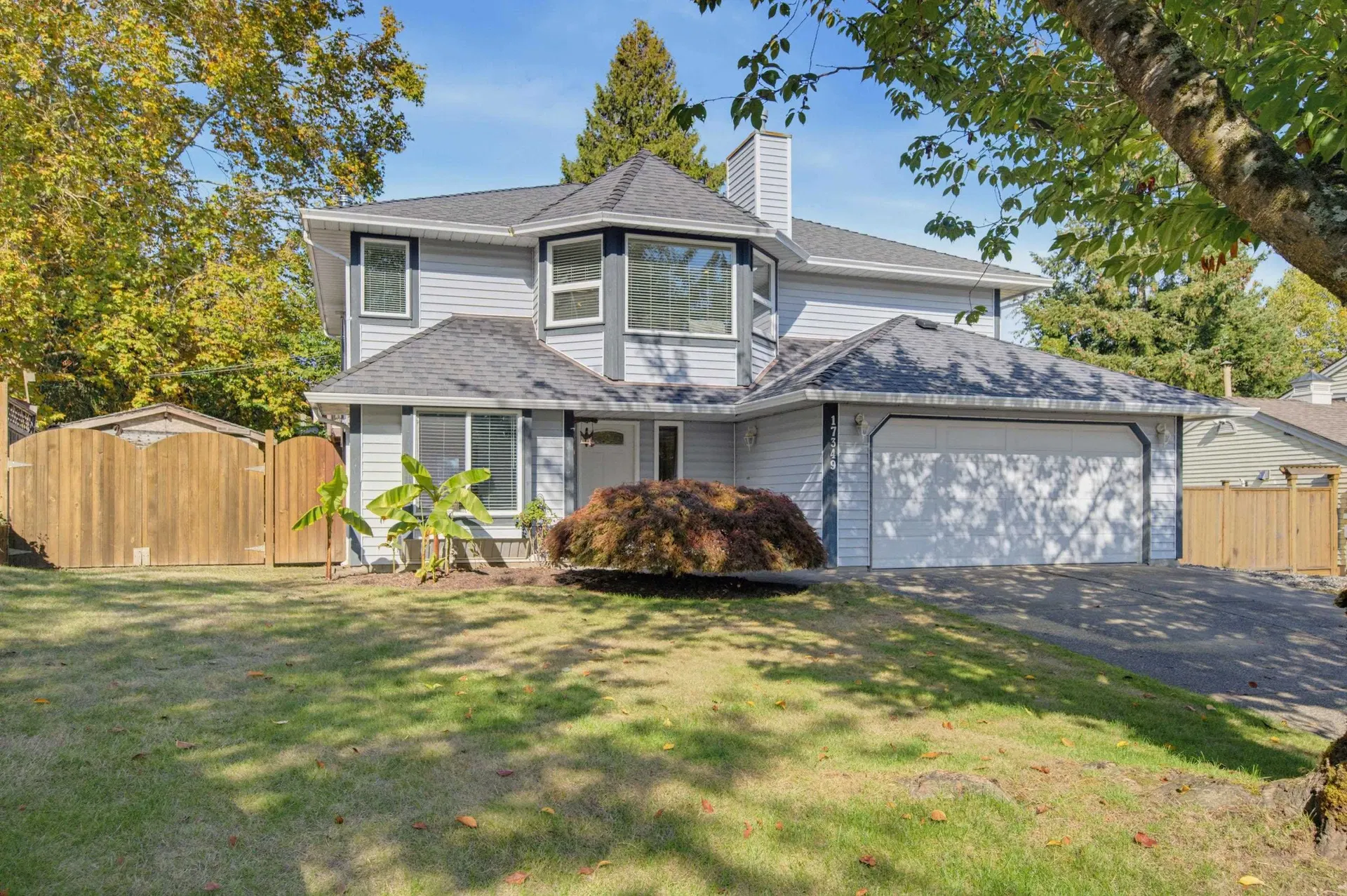 Photo 2 of 40 at 17349 60a Avenue