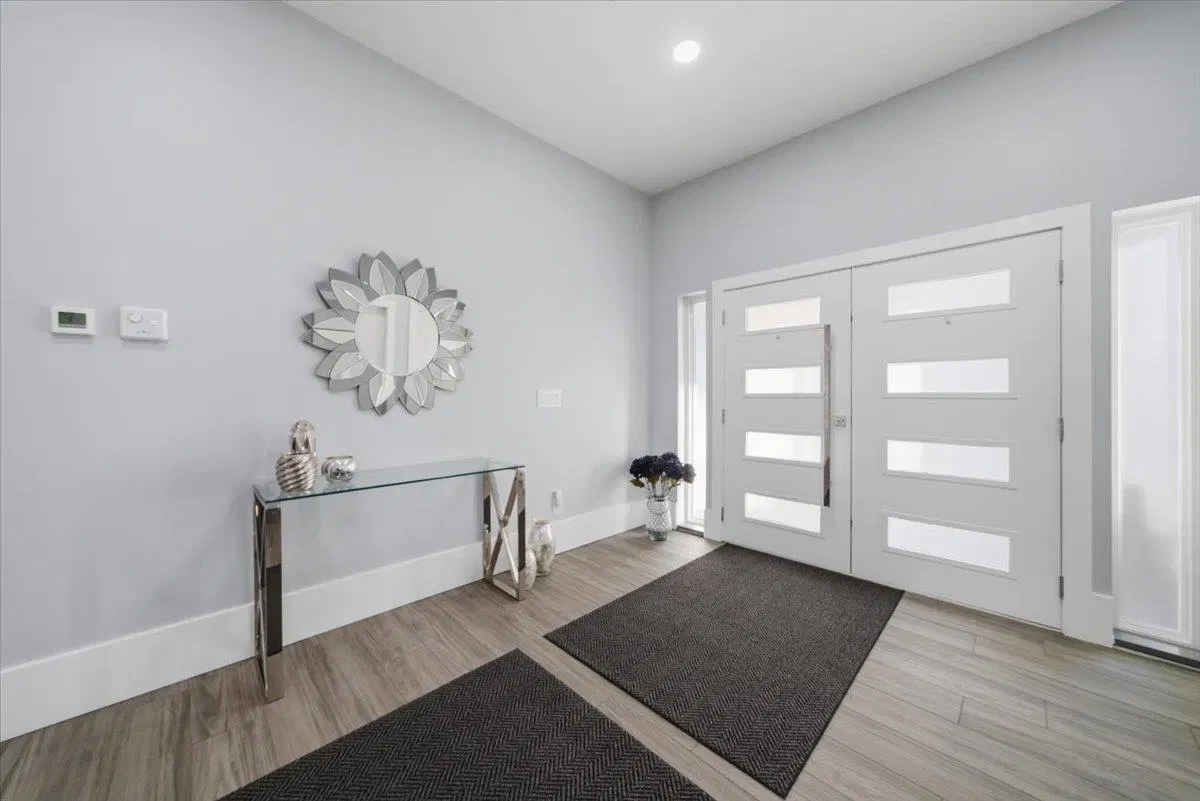 Photo 5 of 40 at 25507 Bosonworth Avenue