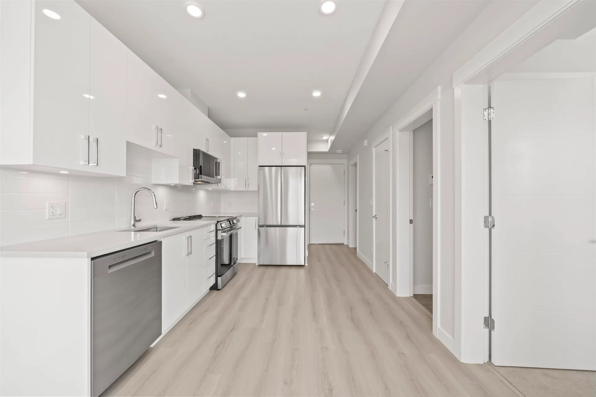 Photo 5 of 33 at #602 – 8423 Cedar Street