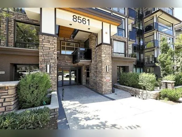 #405 – 8561 203a Street