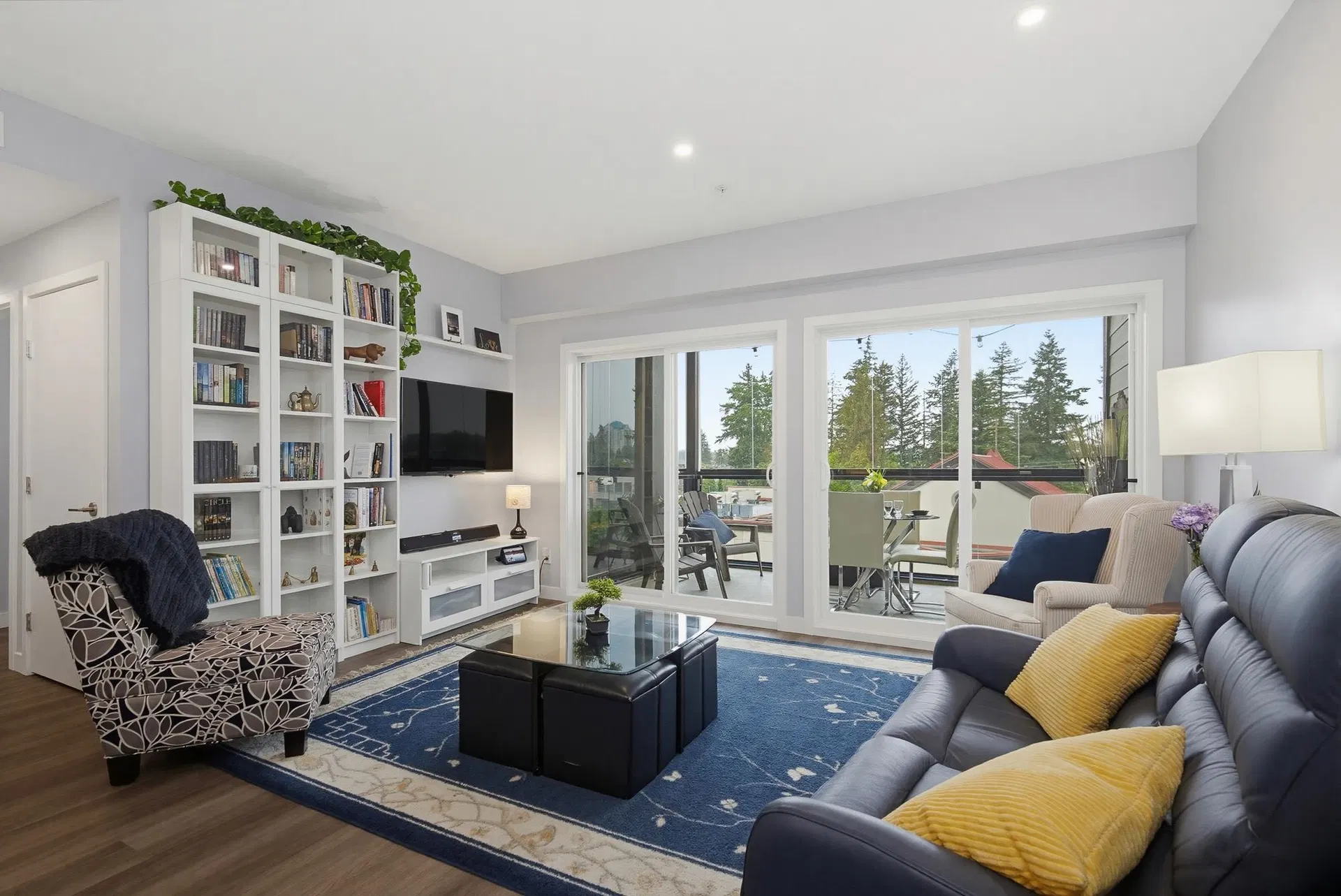 Photo 1 of 34 at #505 – 2649 James Street