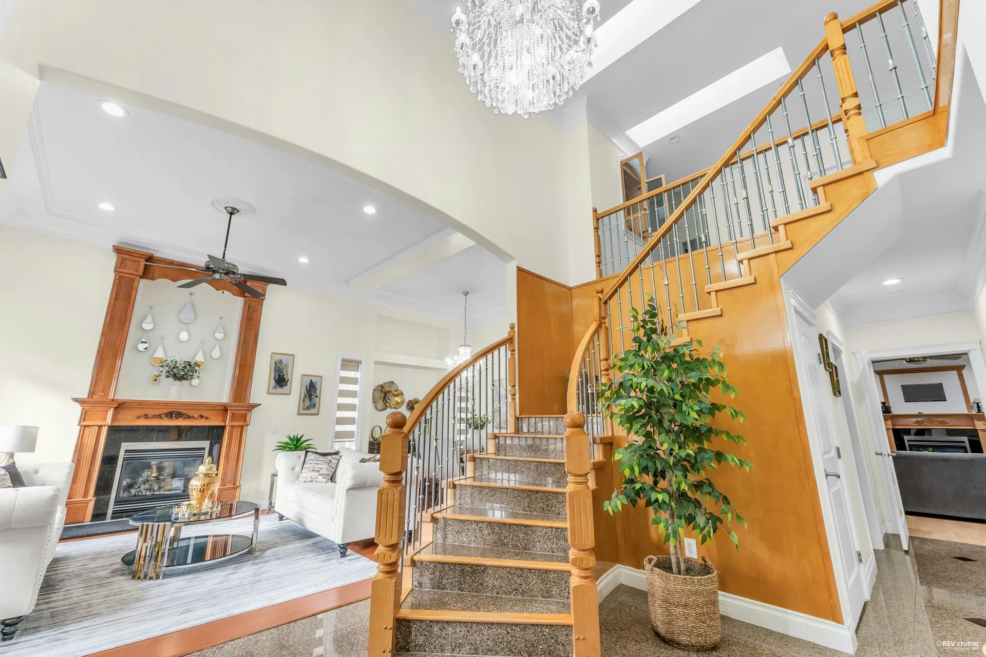 Photo 5 of 34 at 13239 89 Avenue