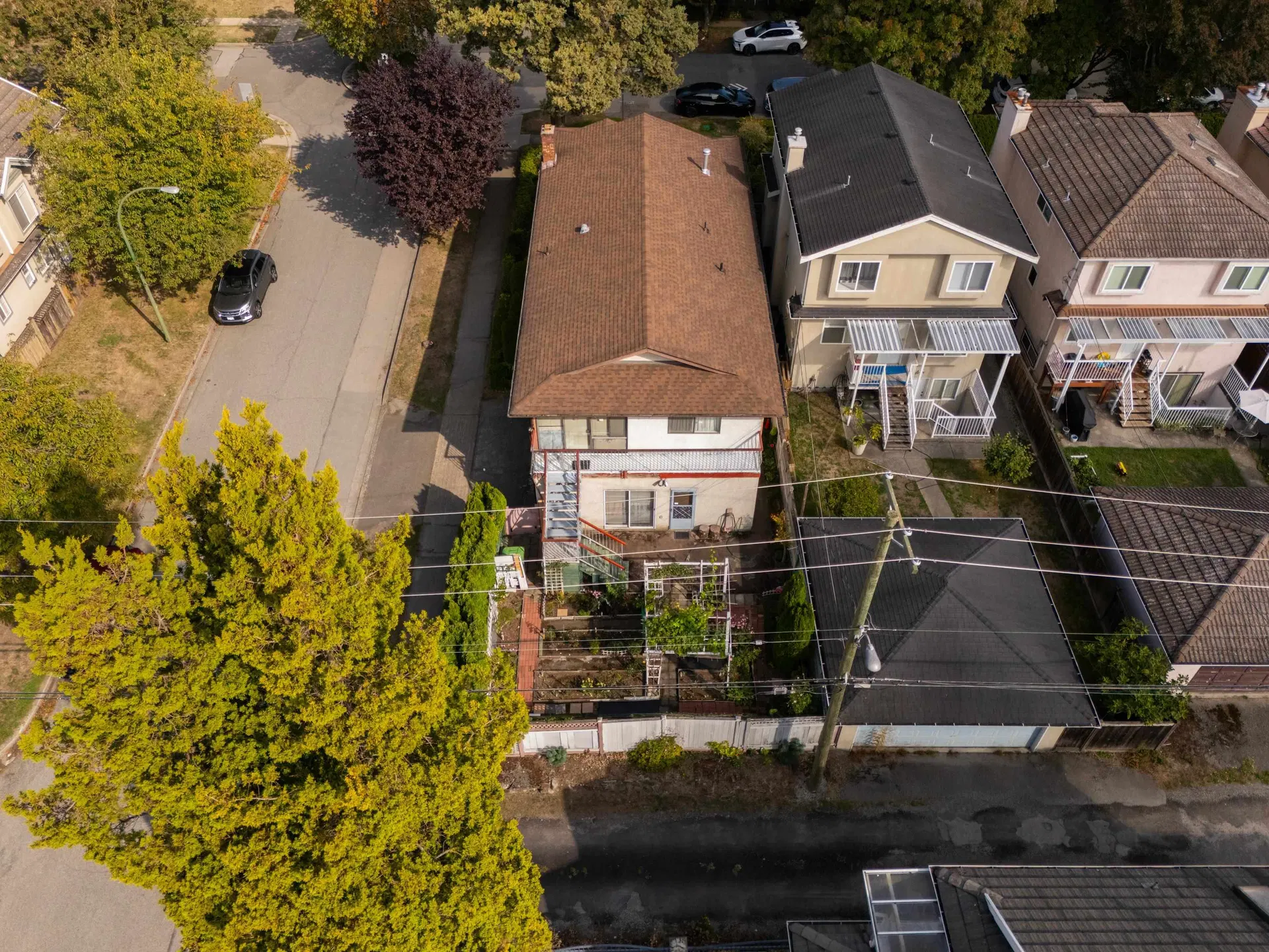 Photo 2 of 40 at 1594 W 68th Avenue