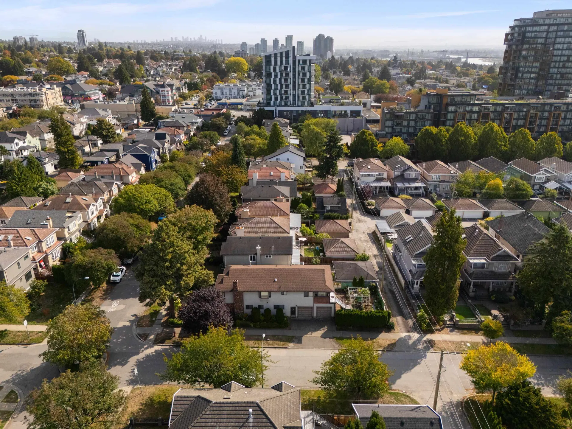 Photo 3 of 40 at 1594 W 68th Avenue