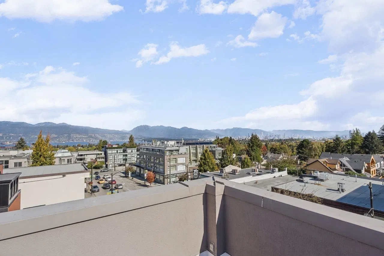 Photo 3 of 22 at #102 – 3349 Dunbar Street
