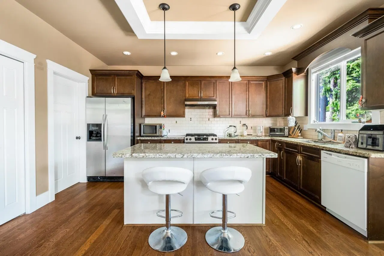 Photo 5 of 25 at 14771 34th Avenue