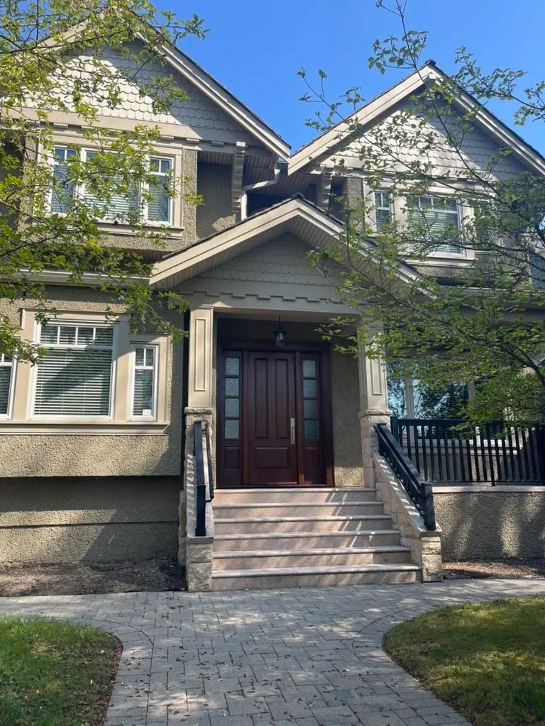 Photo 2 of 22 at 3125 W 38th Avenue
