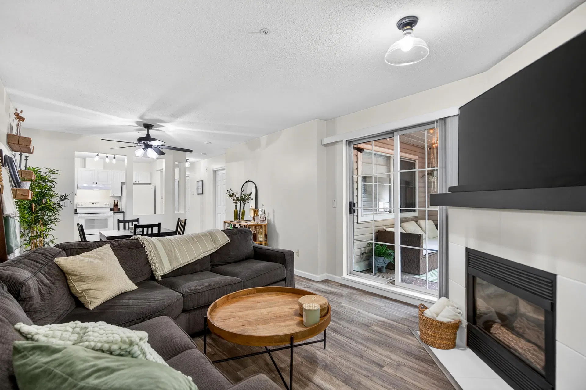 Photo 4 of 39 at #121 – 2678 Dixon Street