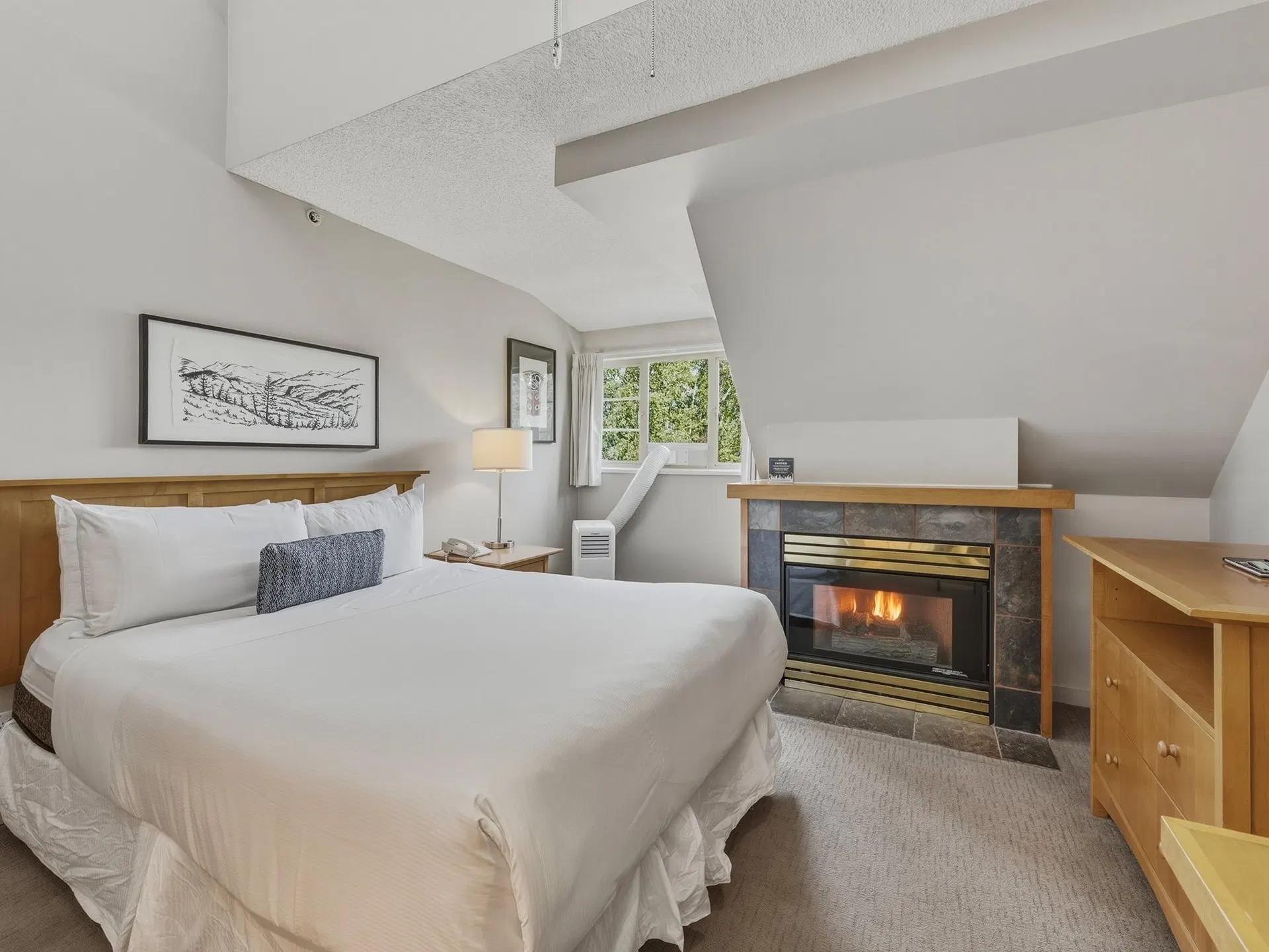 Photo 3 of 19 at #616 – 4295 Blackcomb Way