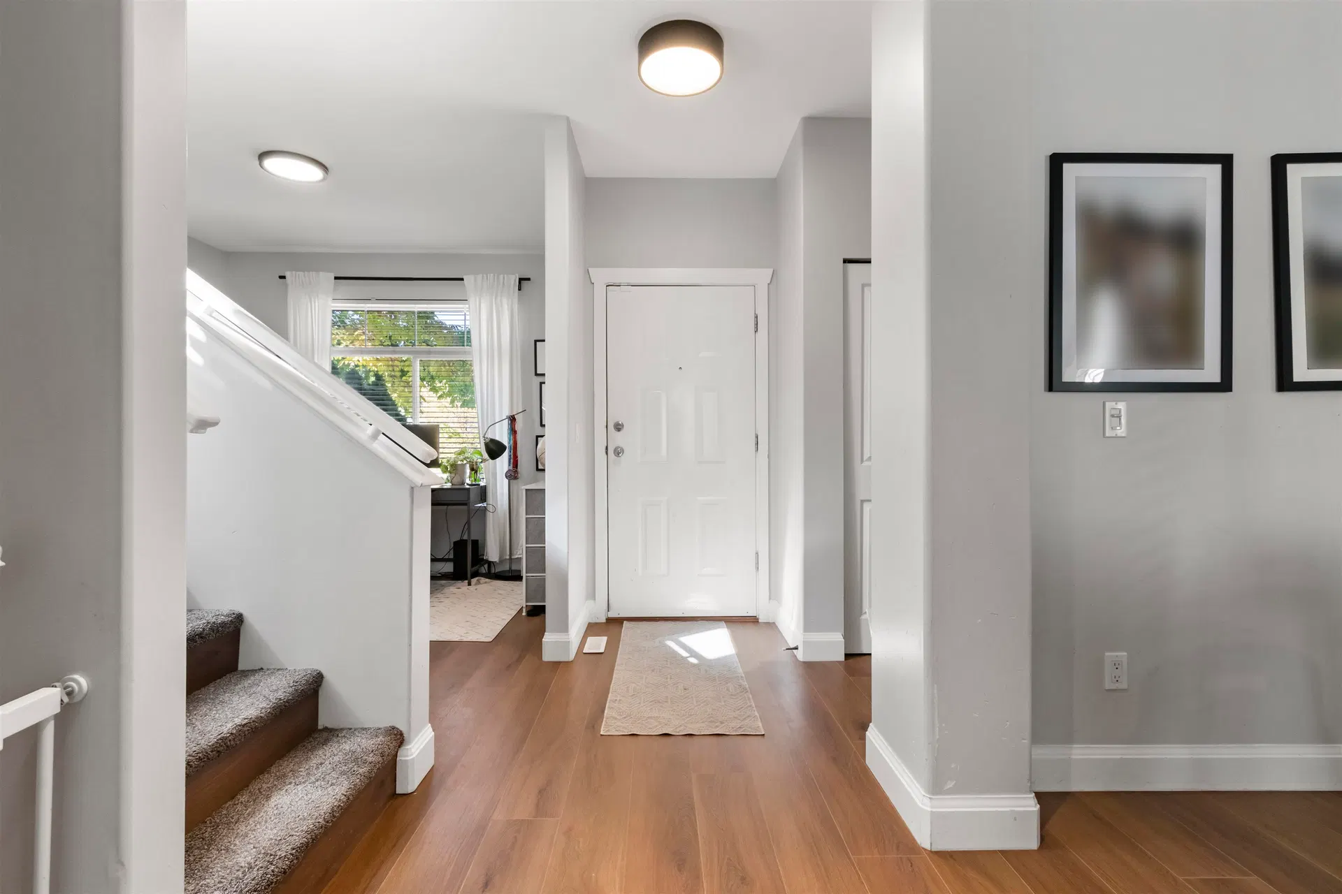 Photo 5 of 39 at 6954 201 Street