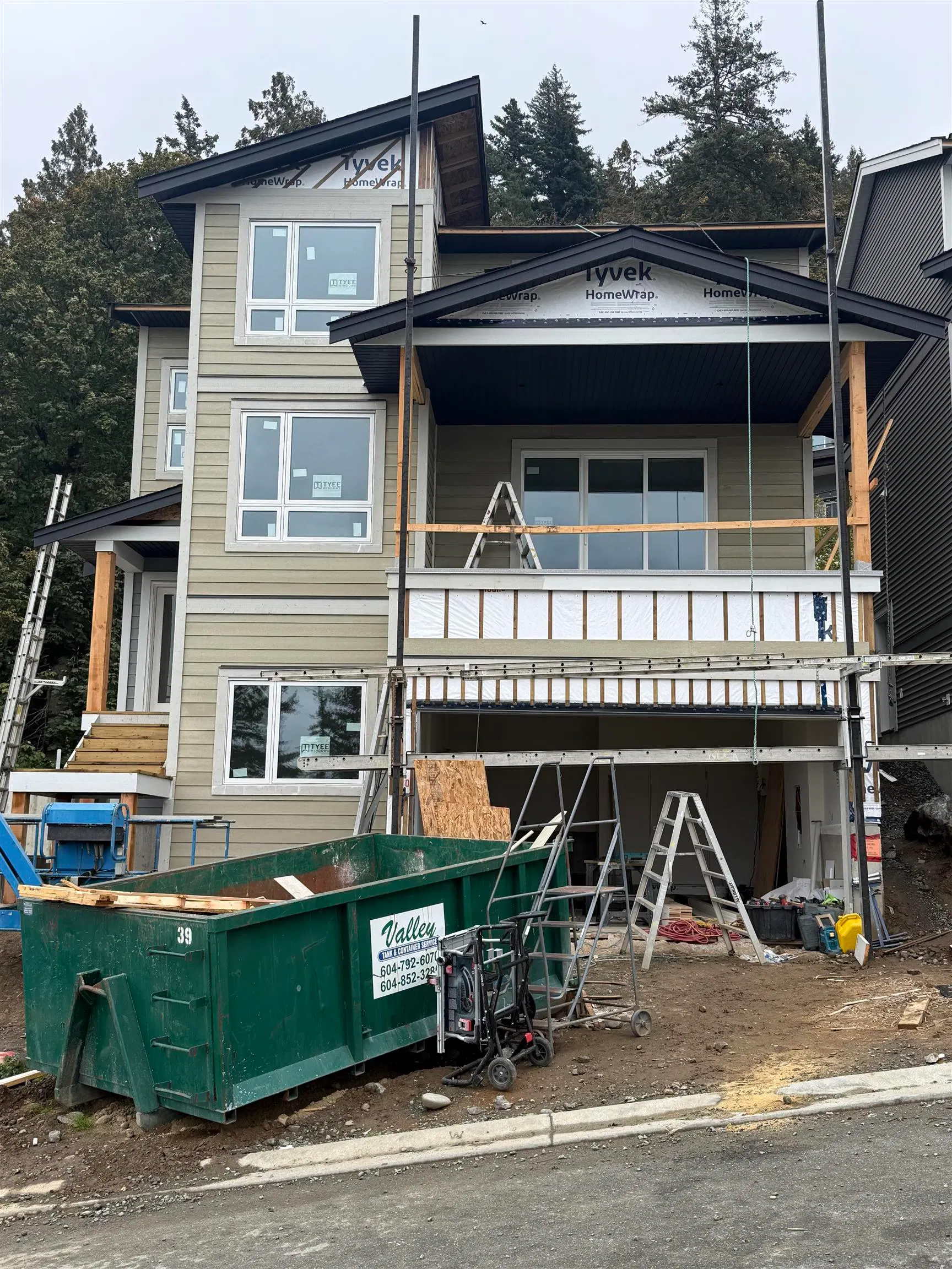 Photo 5 of 5 at #54 – 6262 Rexford Drive
