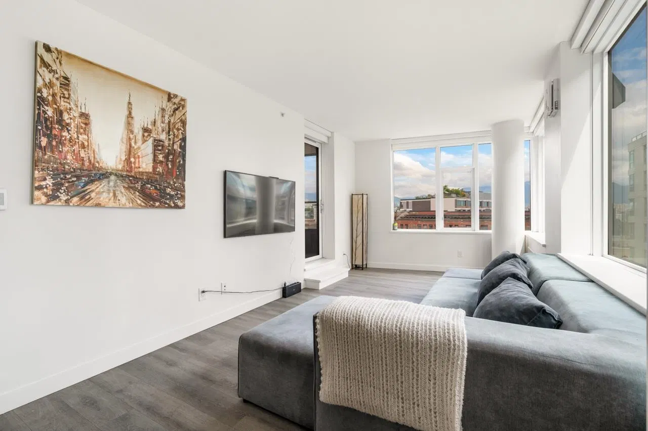 Photo 3 of 29 at #406 – 209 E 7th Avenue