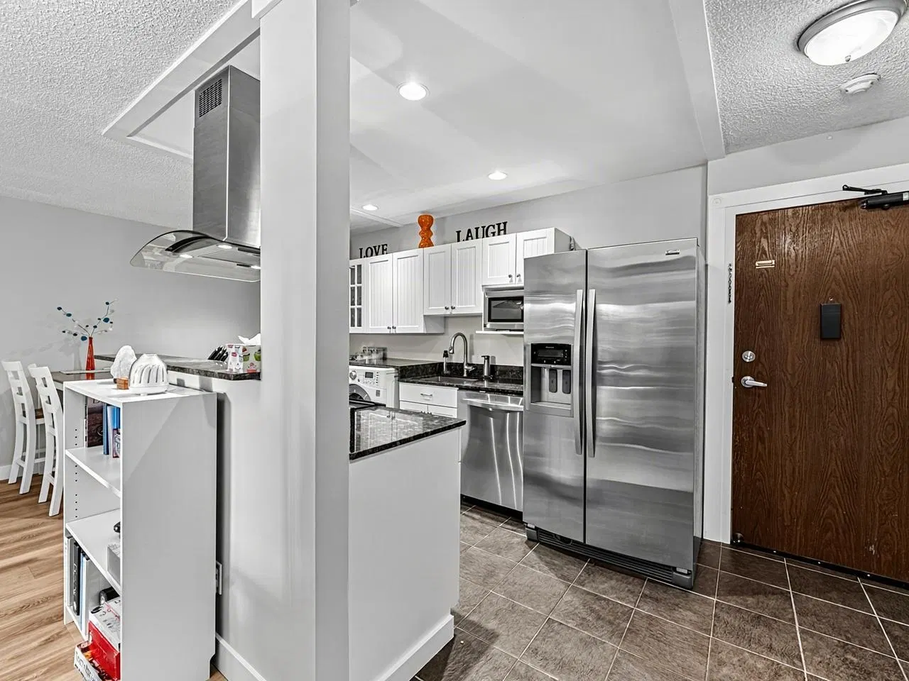 Photo 3 of 23 at #102 – 410 Agnes Street