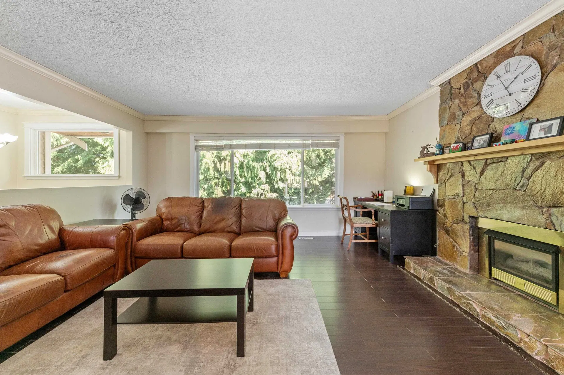 Photo 4 of 40 at 4393 206 Street