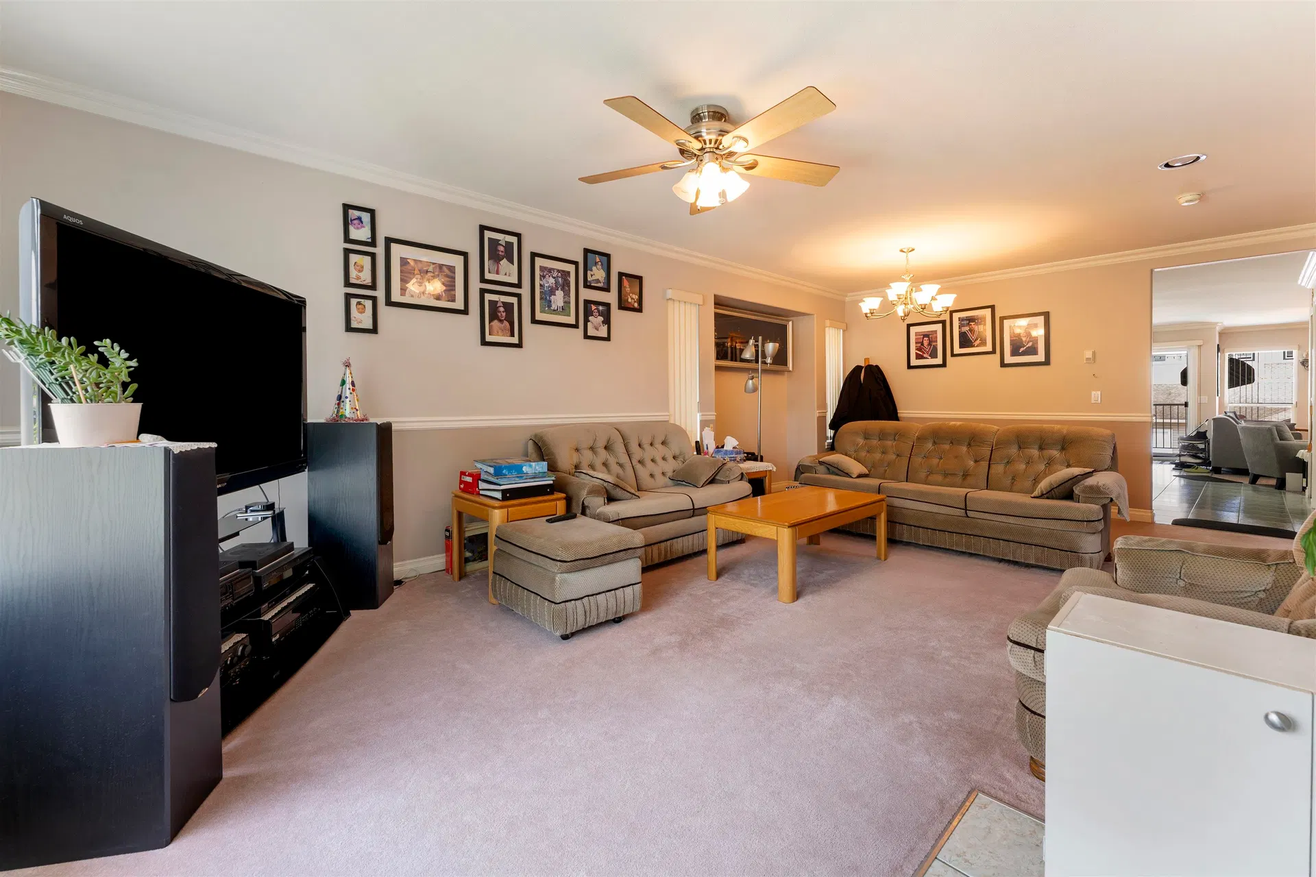Photo 5 of 39 at 6685 127th Street