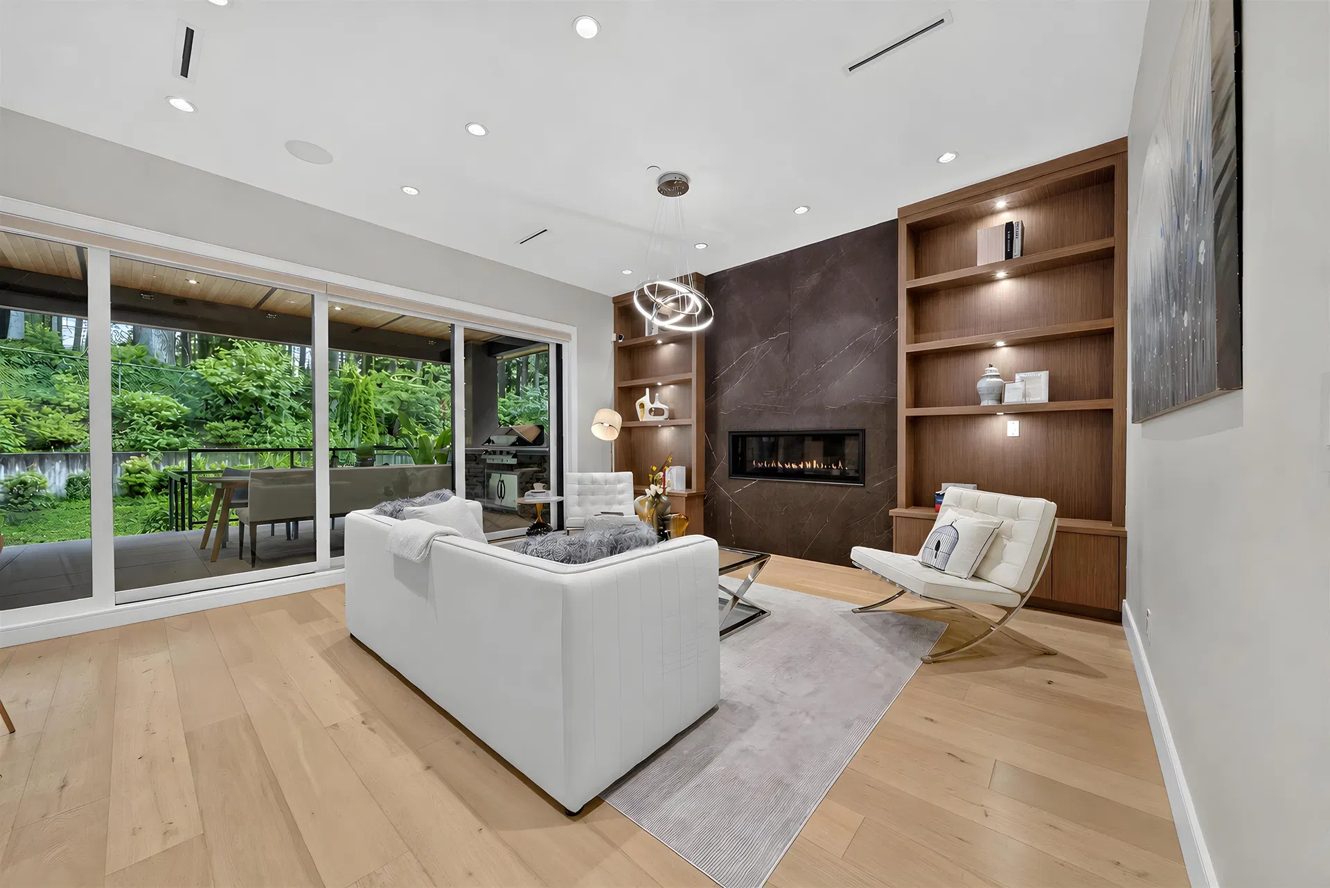 Photo 2 of 31 at 31 Glenmore Drive