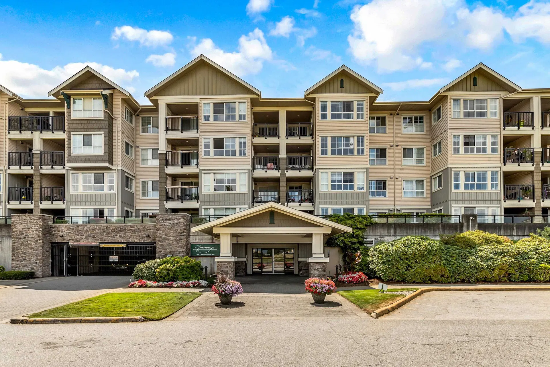#123 – 19673 Meadow Gardens Way