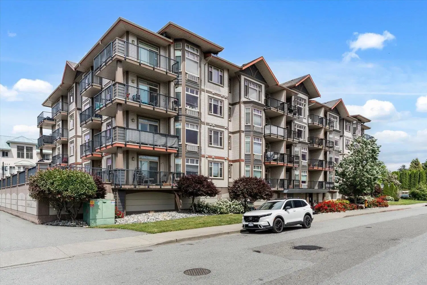 #410 – 46021 Second Avenue