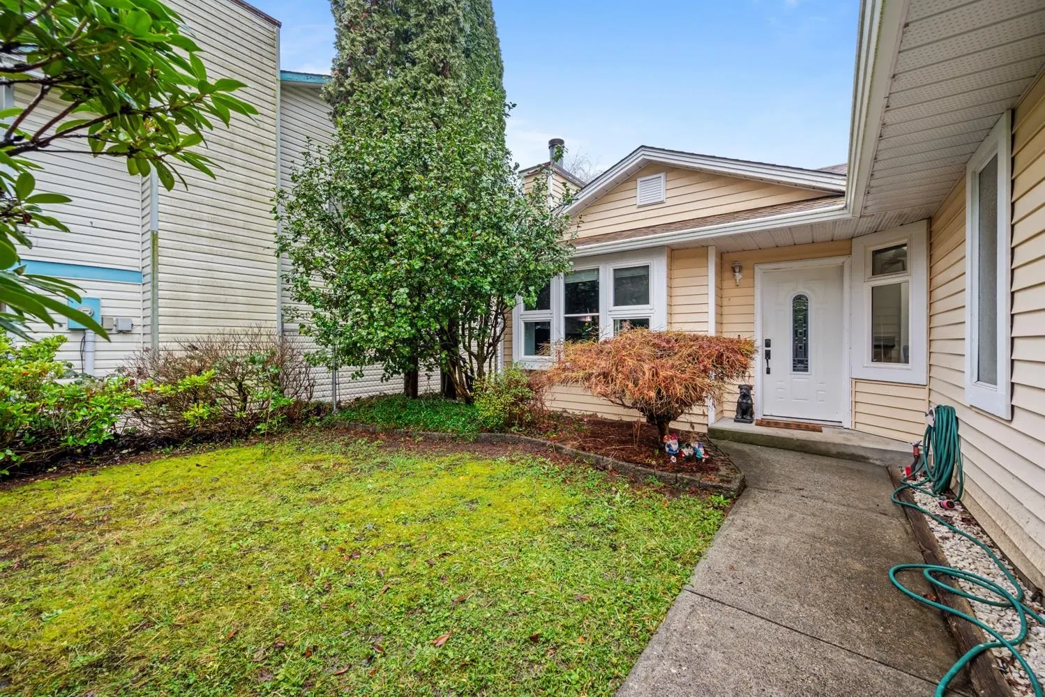 Photo 1 of 36 at 11937 237a Street