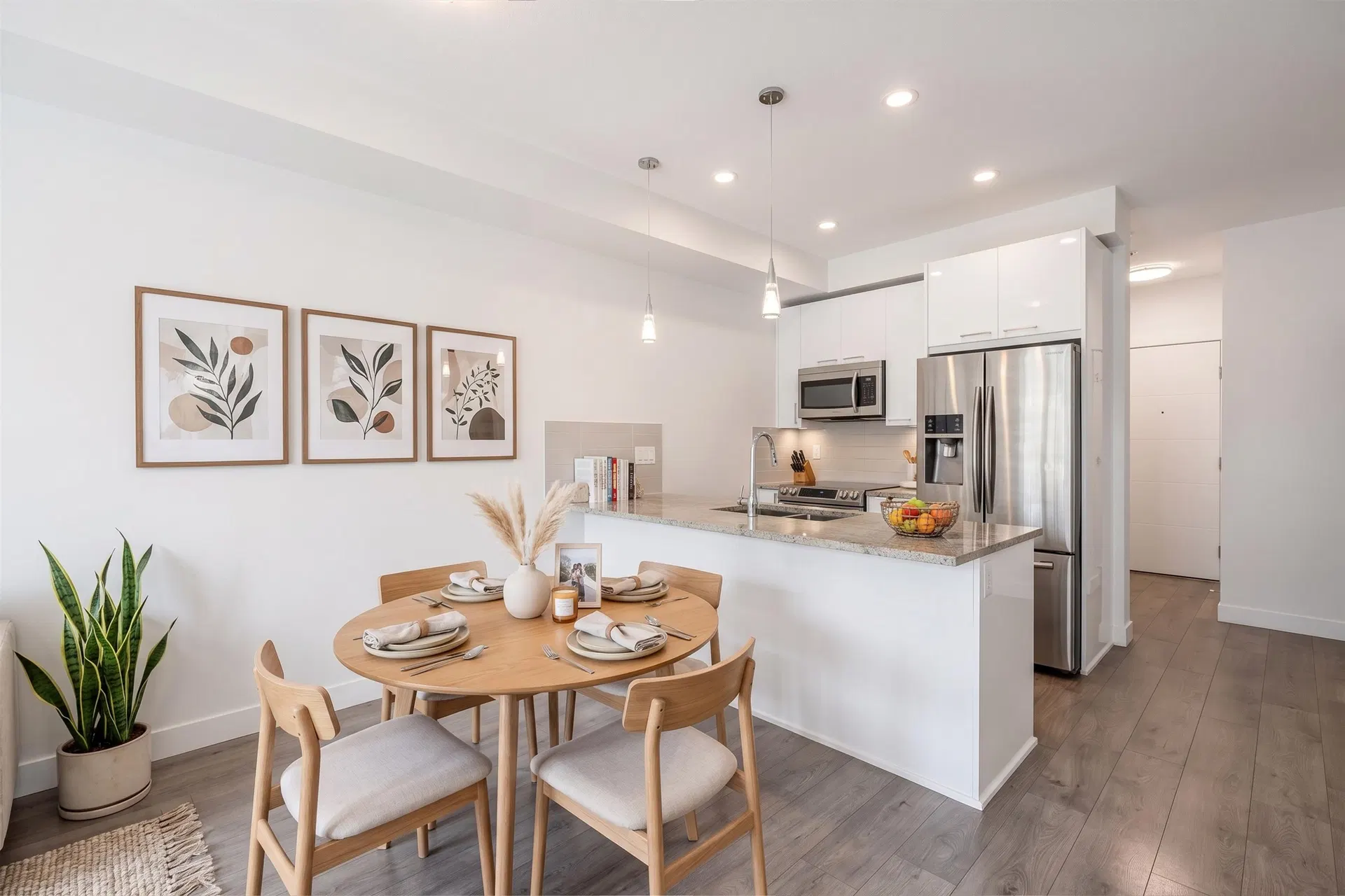Photo 3 of 40 at #209 – 20686 Eastleigh Crescent