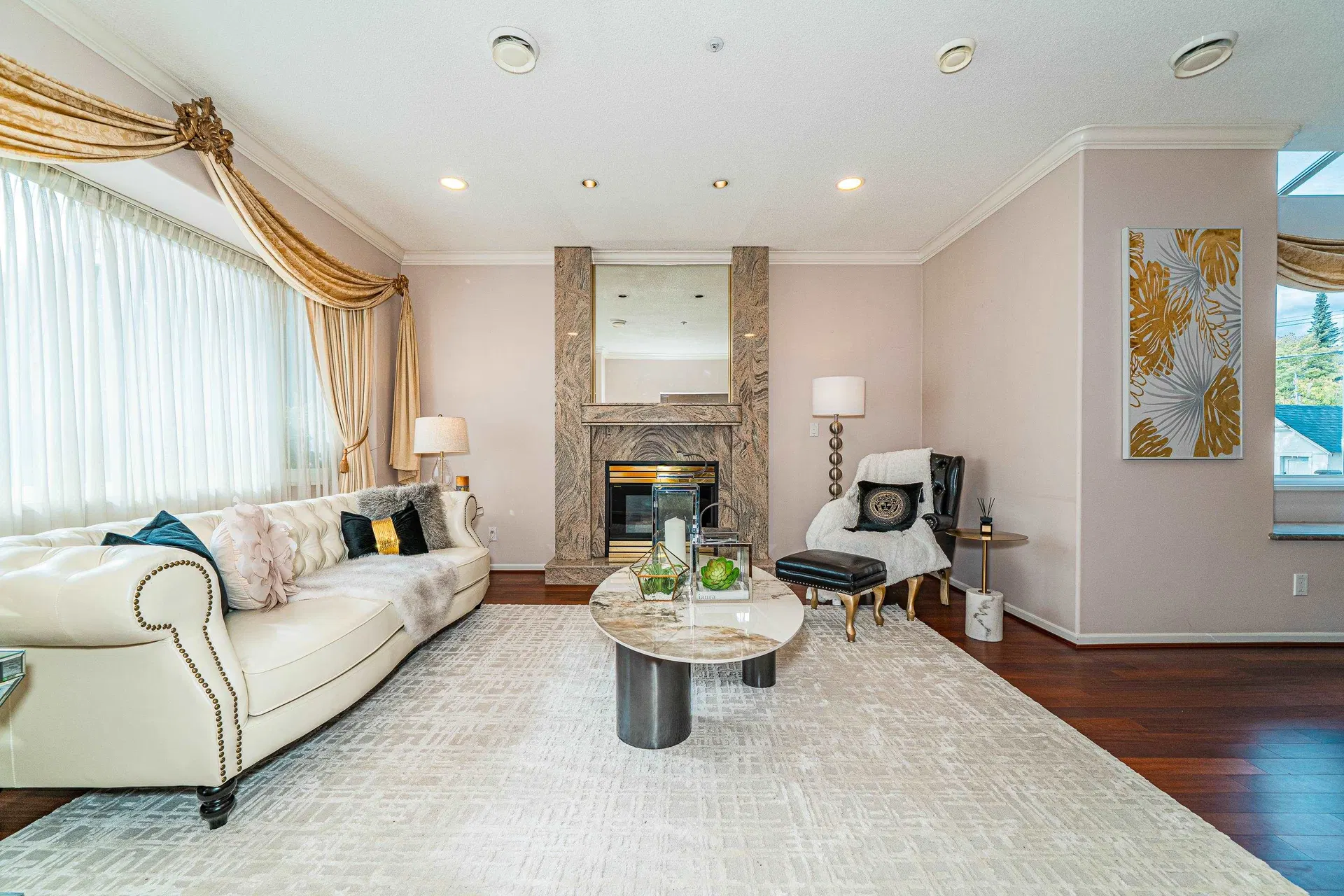 Photo 4 of 30 at 4255 W 15th Avenue