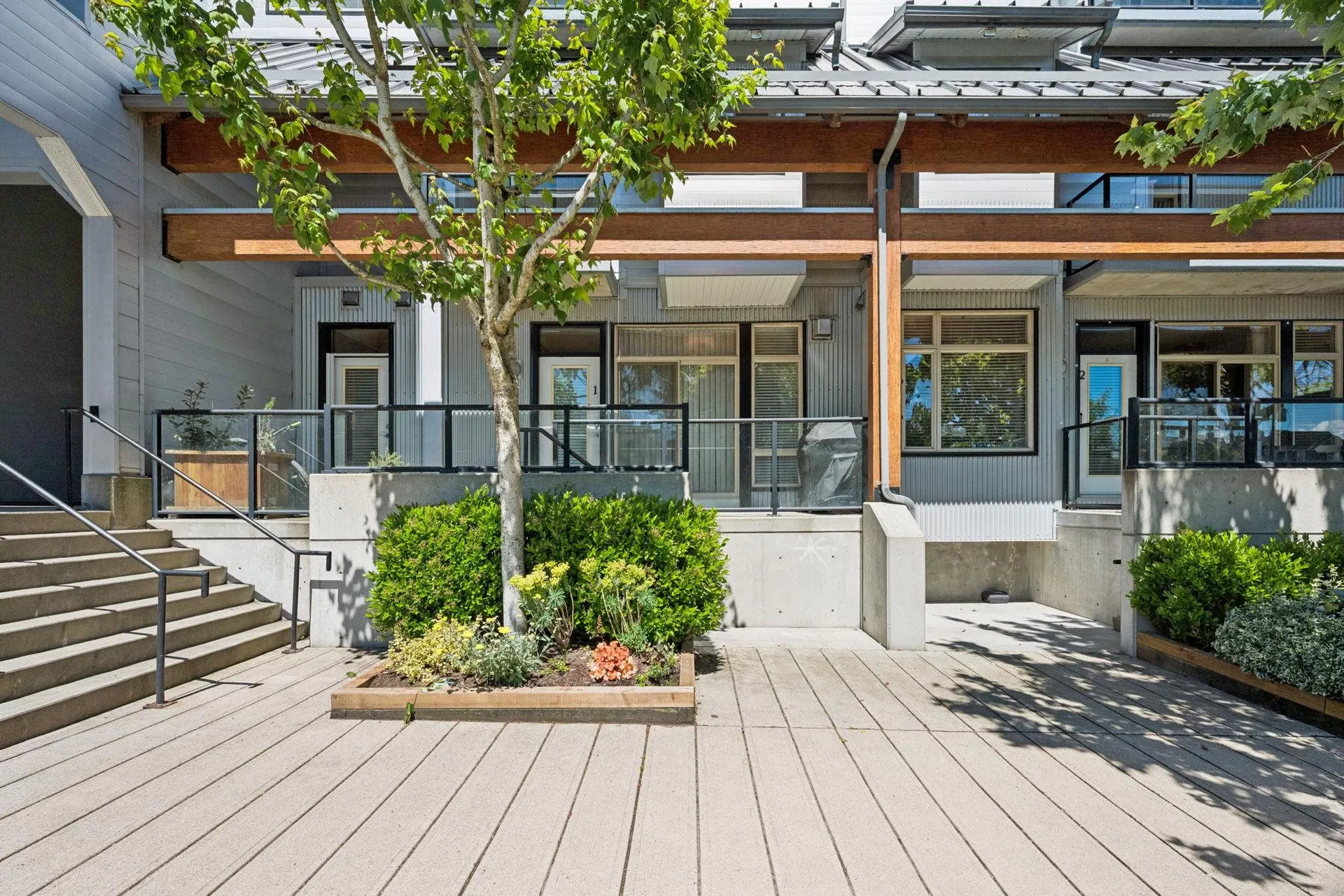 #1 – 6233 London Road