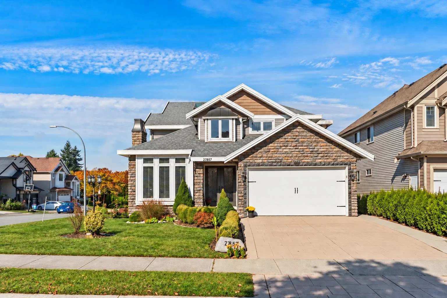 Photo 1 of 40 at 27857 Ledunne Avenue