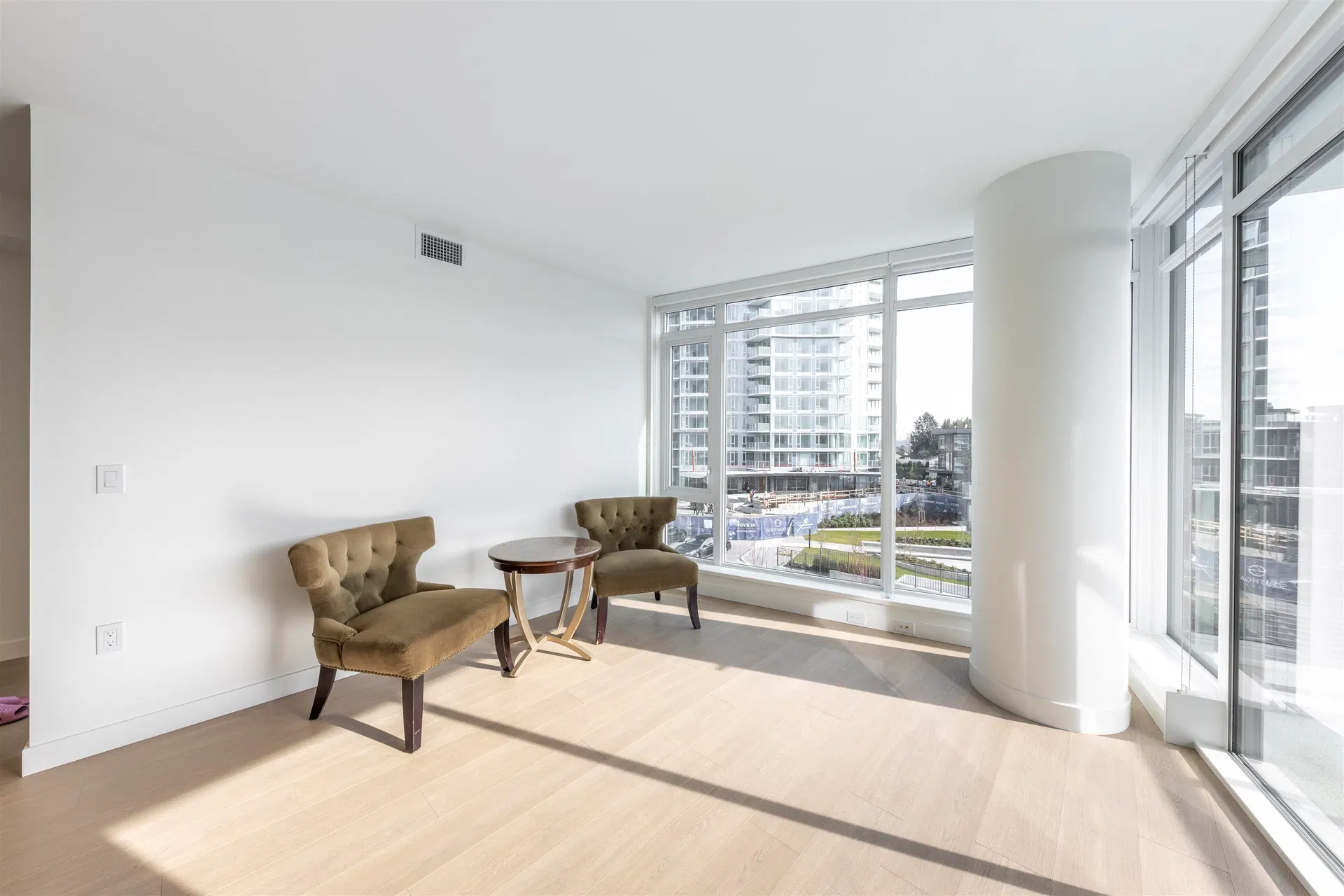 Photo 5 of 23 at #306 – 7683 Park Crescent