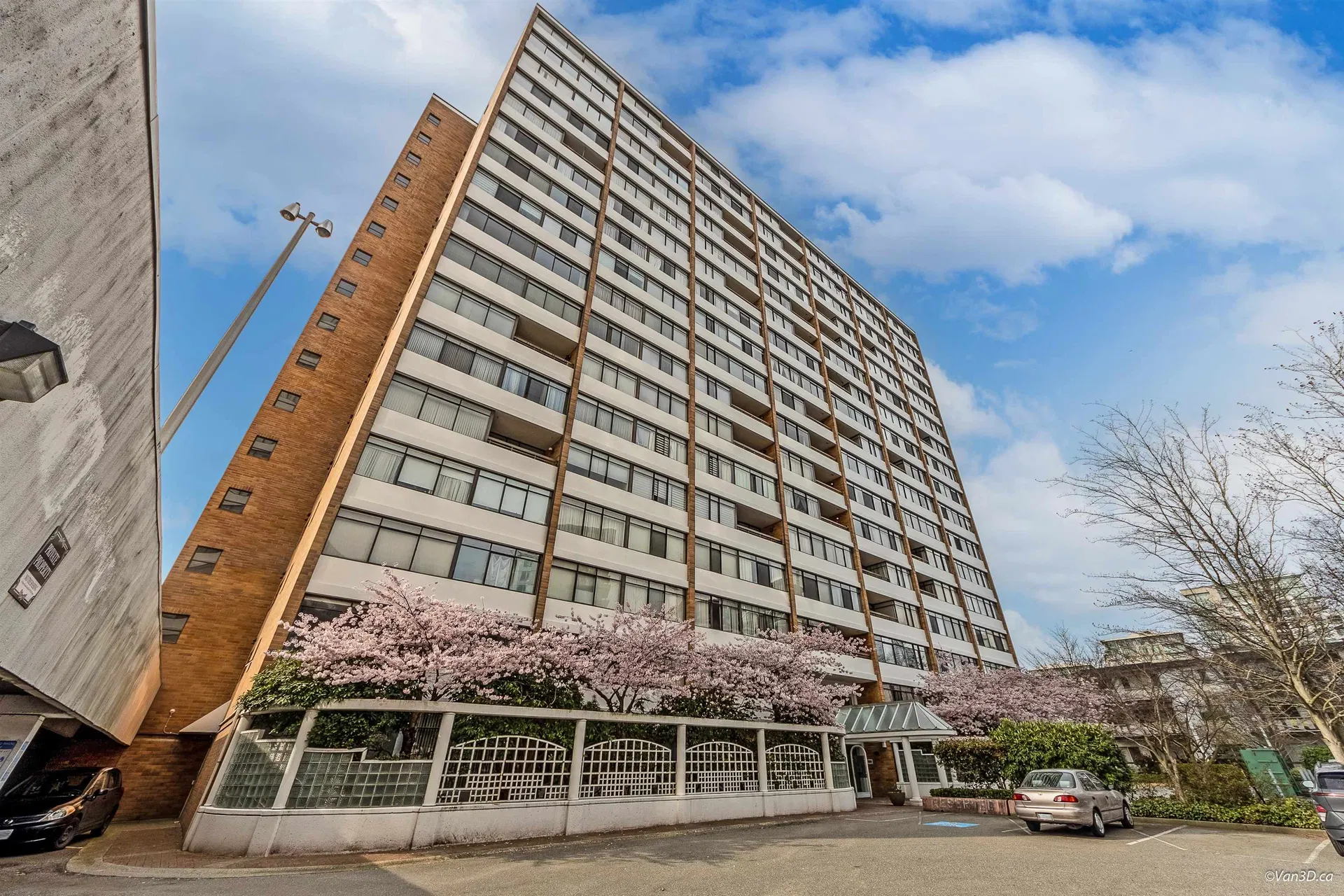 Photo 3 of 29 at #1209 – 6631 Minoru Boulevard