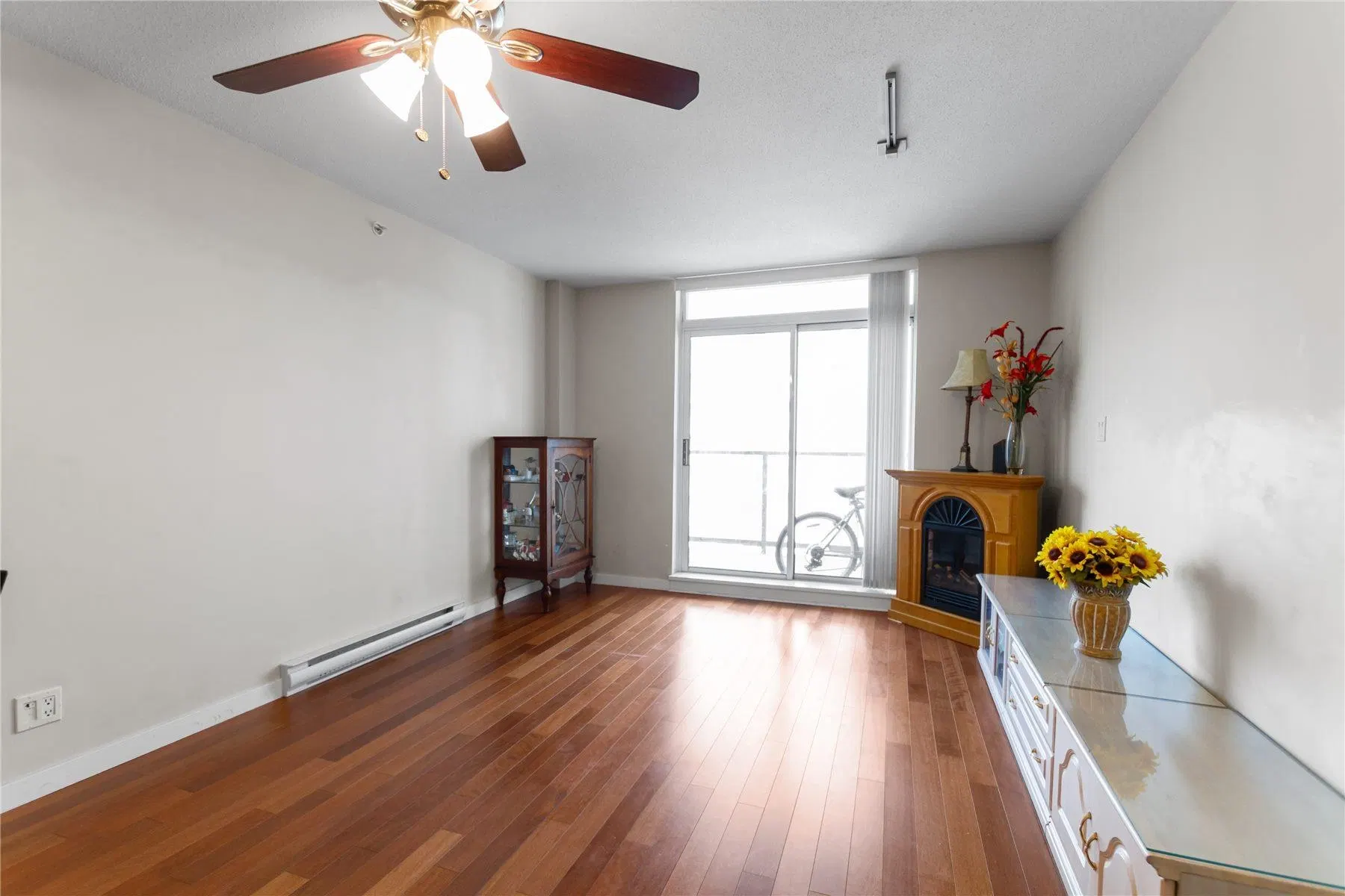 Photo 4 of 20 at #2109 – 1178 Heffley Crescent