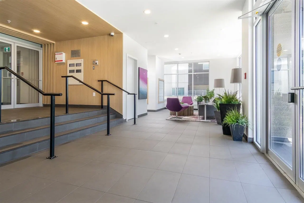 Photo 3 of 13 at #111 – 13963 105 Boulevard