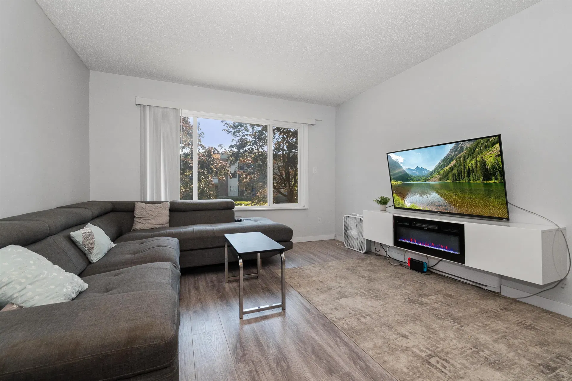 Photo 5 of 21 at #115 – 45598 Mcintosh Drive