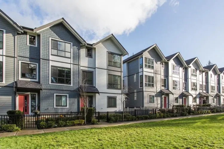 Photo 2 of 36 at #36 – 16760 25 Avenue
