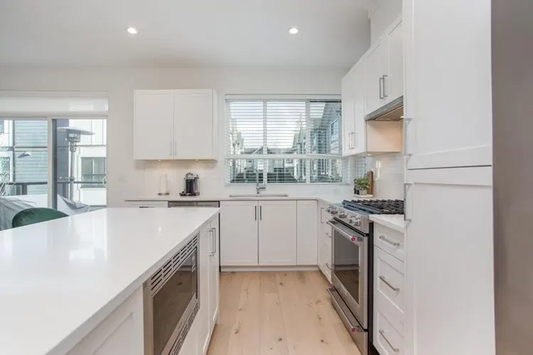 Photo 5 of 36 at #36 – 16760 25 Avenue