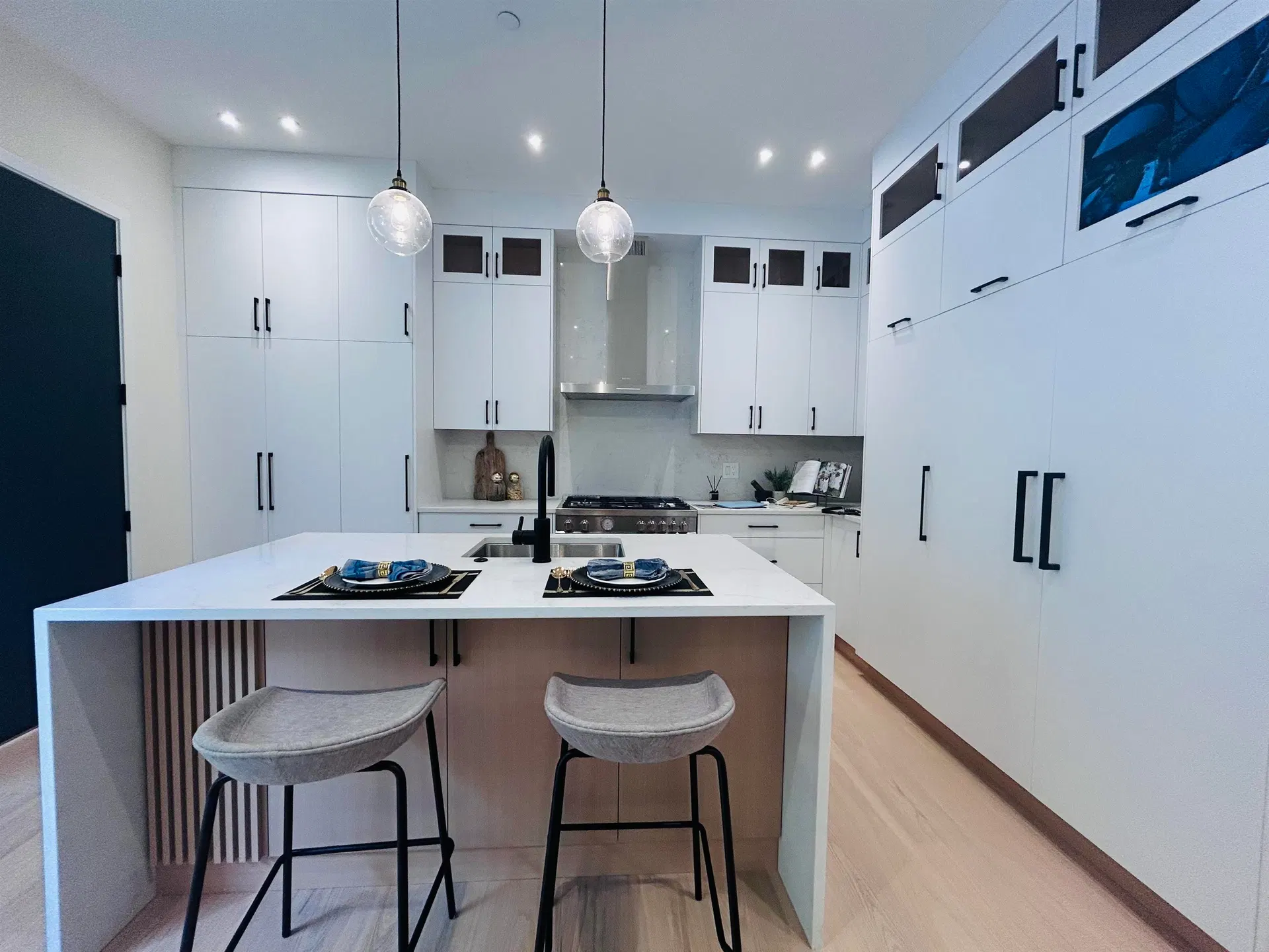 Photo 4 of 13 at #1 – 4150 W 14th Avenue